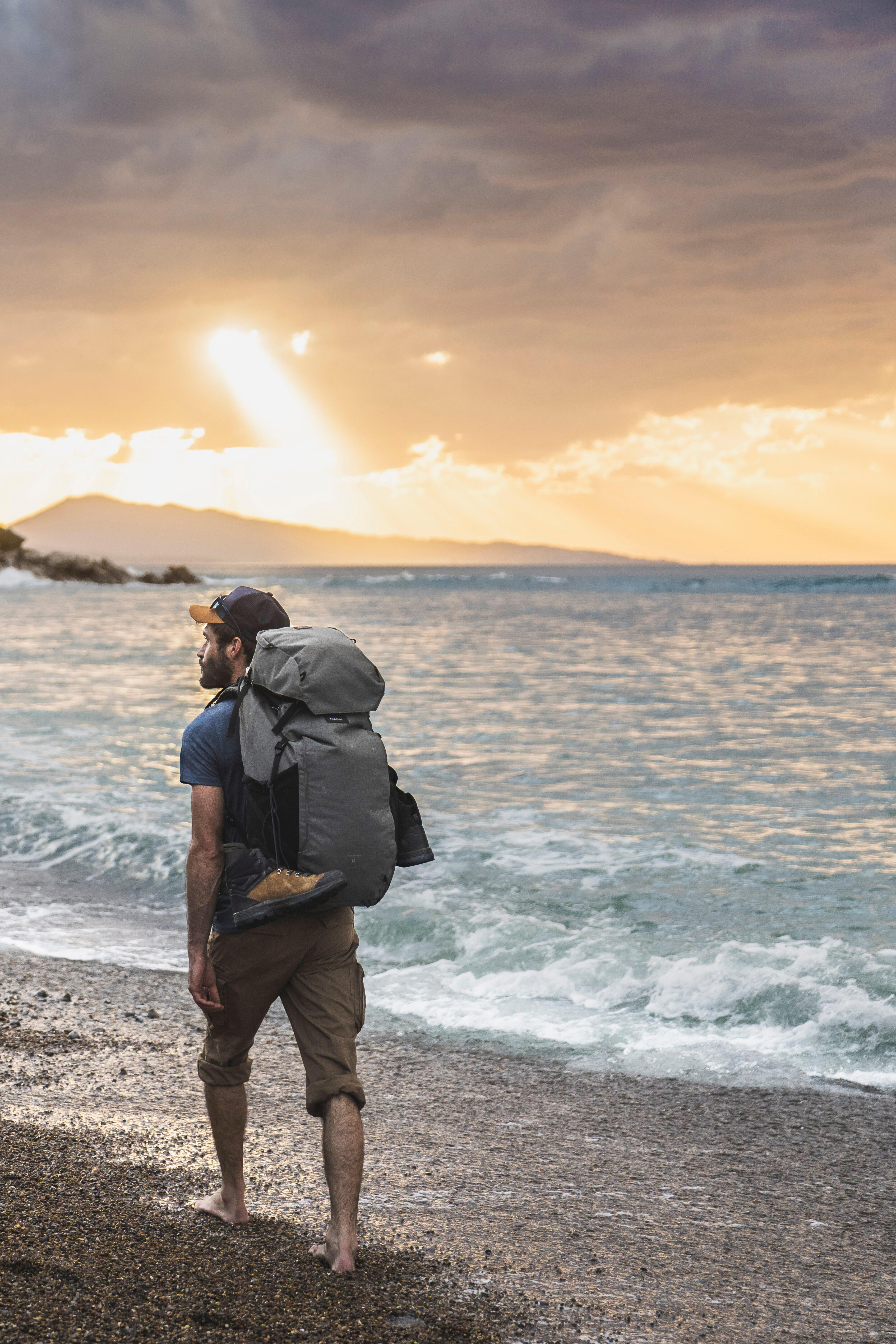 Sac à dos de randonnée homme – Travel 900 70 + 6 L - FORCLAZ