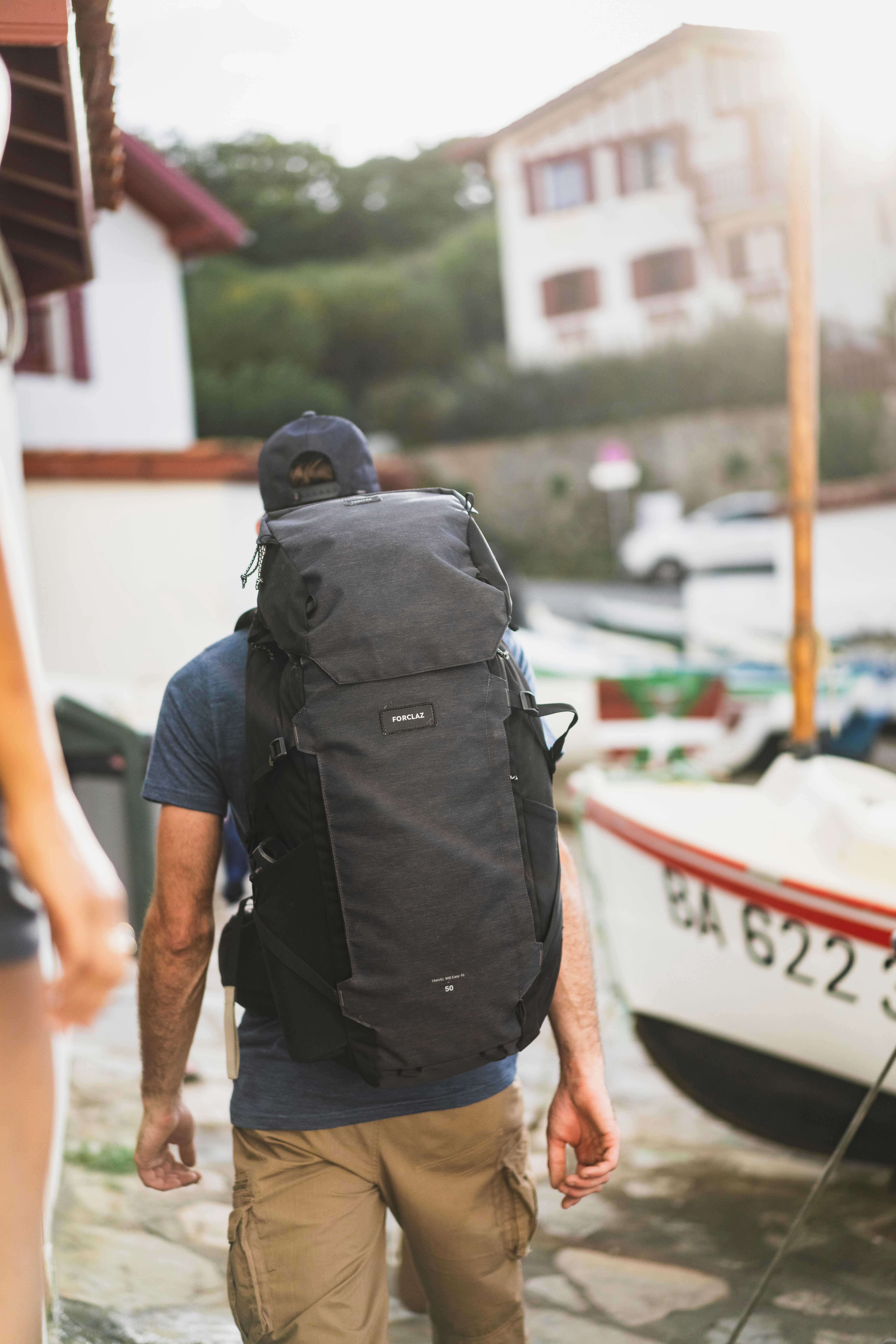Sac à dos de randonnée à ouverture valise homme 50 + 6 L, Travel 900 - FORCLAZ