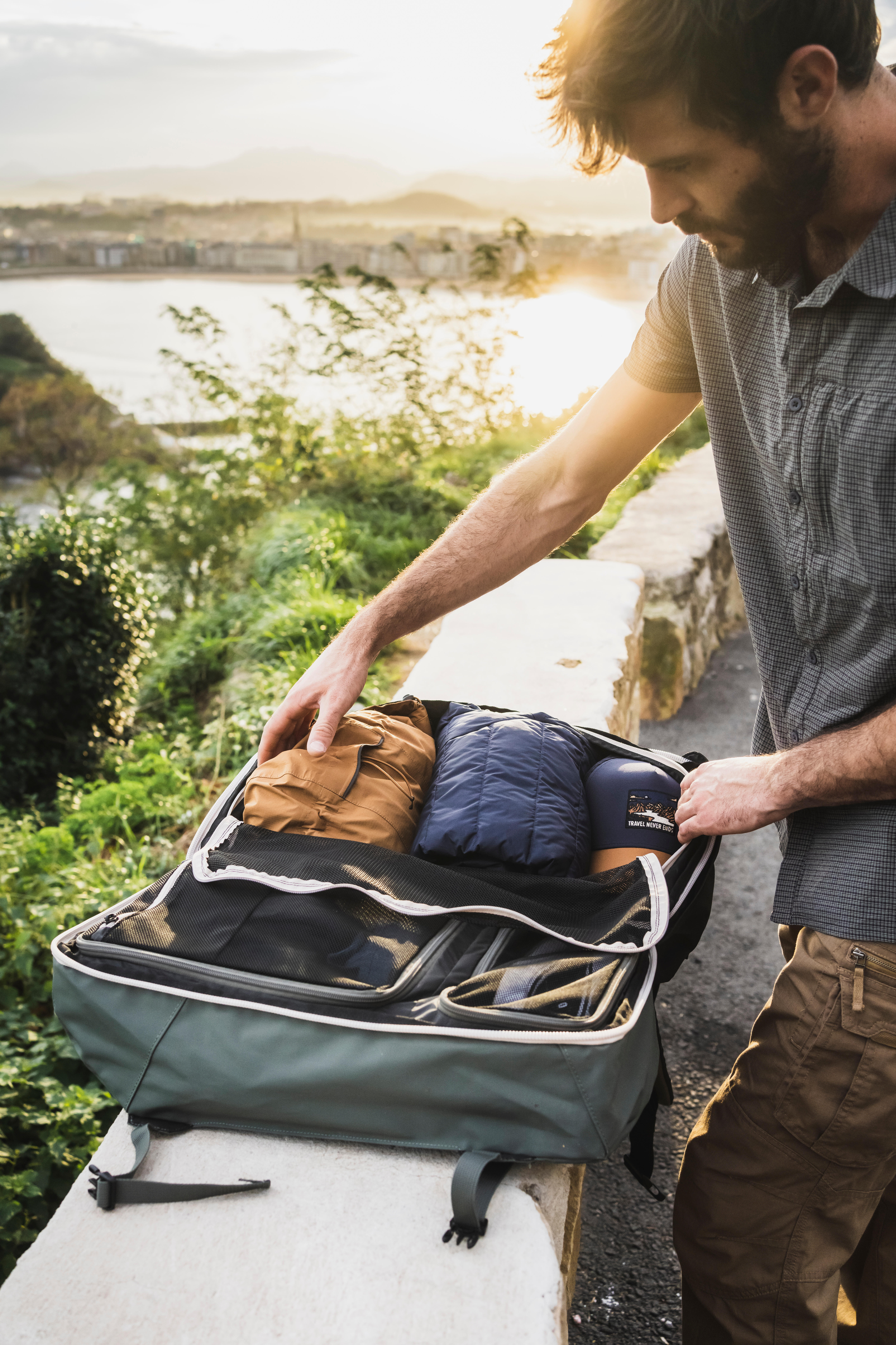 Sac à dos de randonnée 40 L, Travel 500 - FORCLAZ
