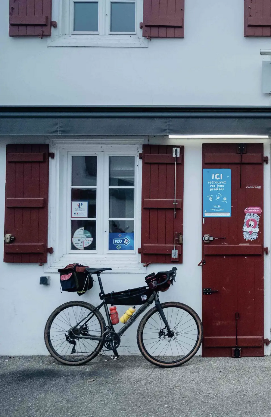 TRIBAN GRVL 520 | SRAM APEX1