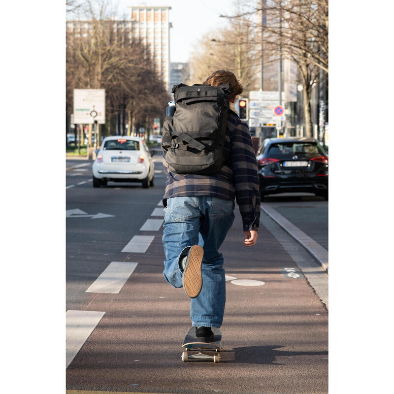 Rolltop Skateboard Backpack with Built-In Skateboard Tool BP500