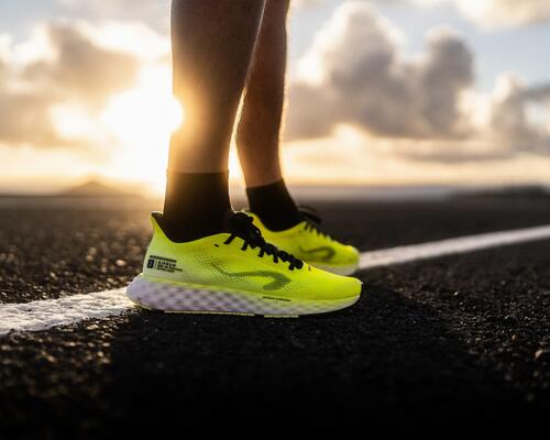 Finde heraus, welche Joggingschuhe die optimalen für dich sind! Alles WIssenswerte findest du hier.