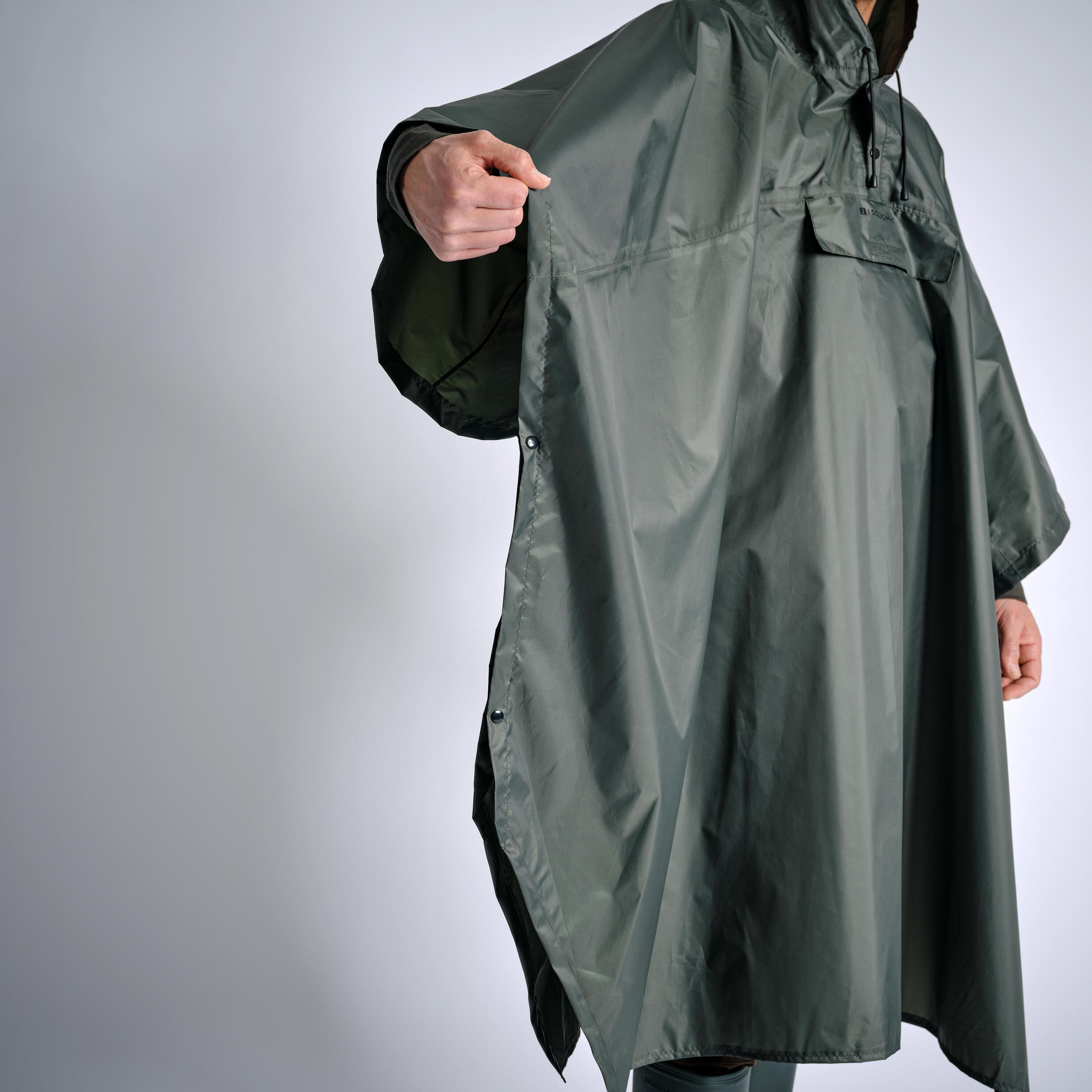 Lange regenponcho 500 groen 3/6
