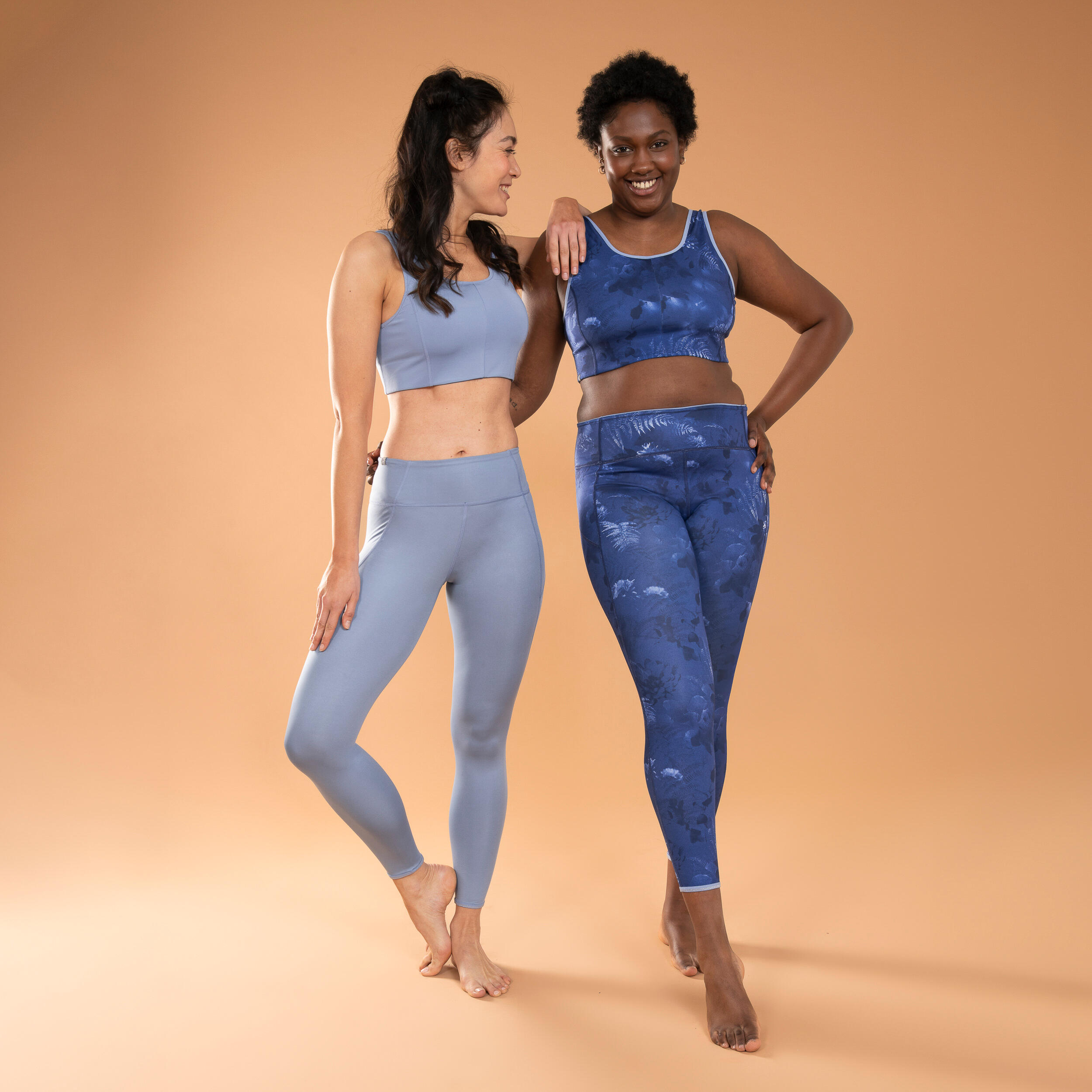 Sujetador deportivo sujeción baja reversible Mujer Kimjaly azul índigo estampado 3/5