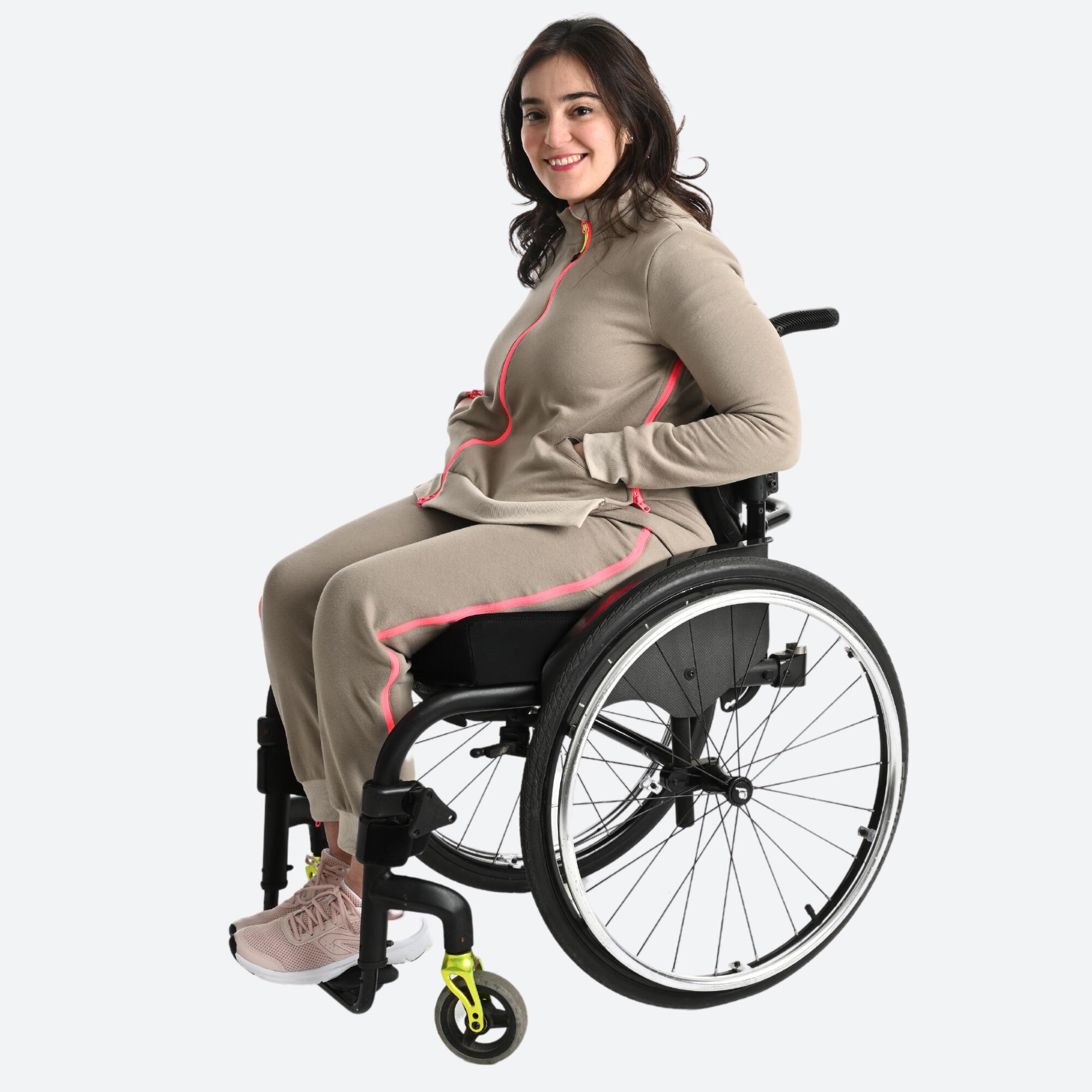 Gemakkelijk aan te trekken damessweater met ritsen beige 4/9