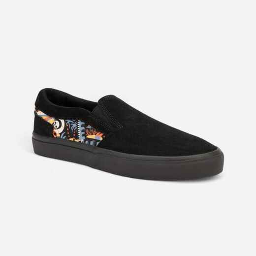 
      Adult Low-Top Slip-On Skate Shoes Vulca 500 - Black Lusnia
  