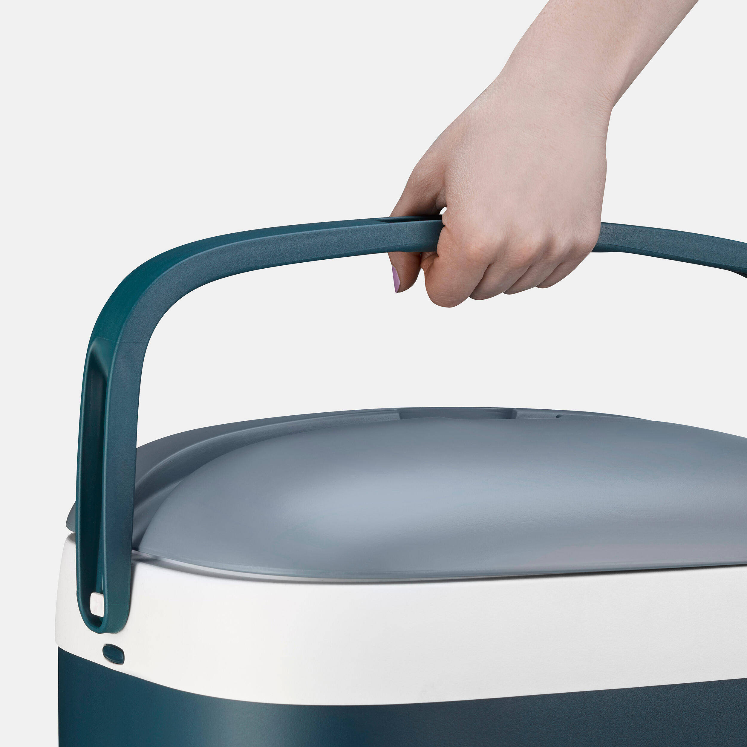 RIGID CAMPING COOLER  - 22 LITRES  - STAYS COOL FOR 5 HOURS -  3