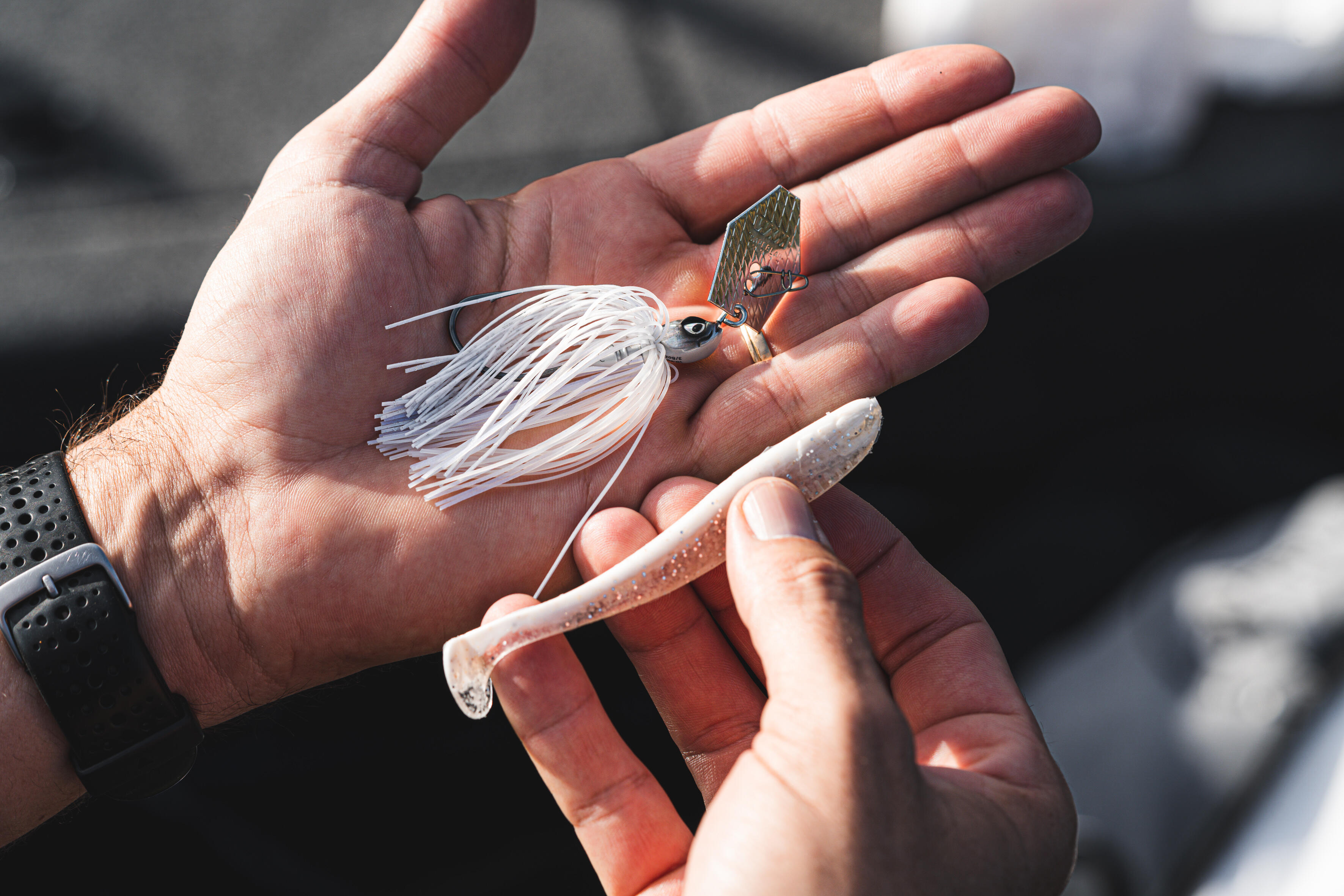 Chatterbait - Bealey 10.5 g (2/5 oz.) White - CAPERLAN