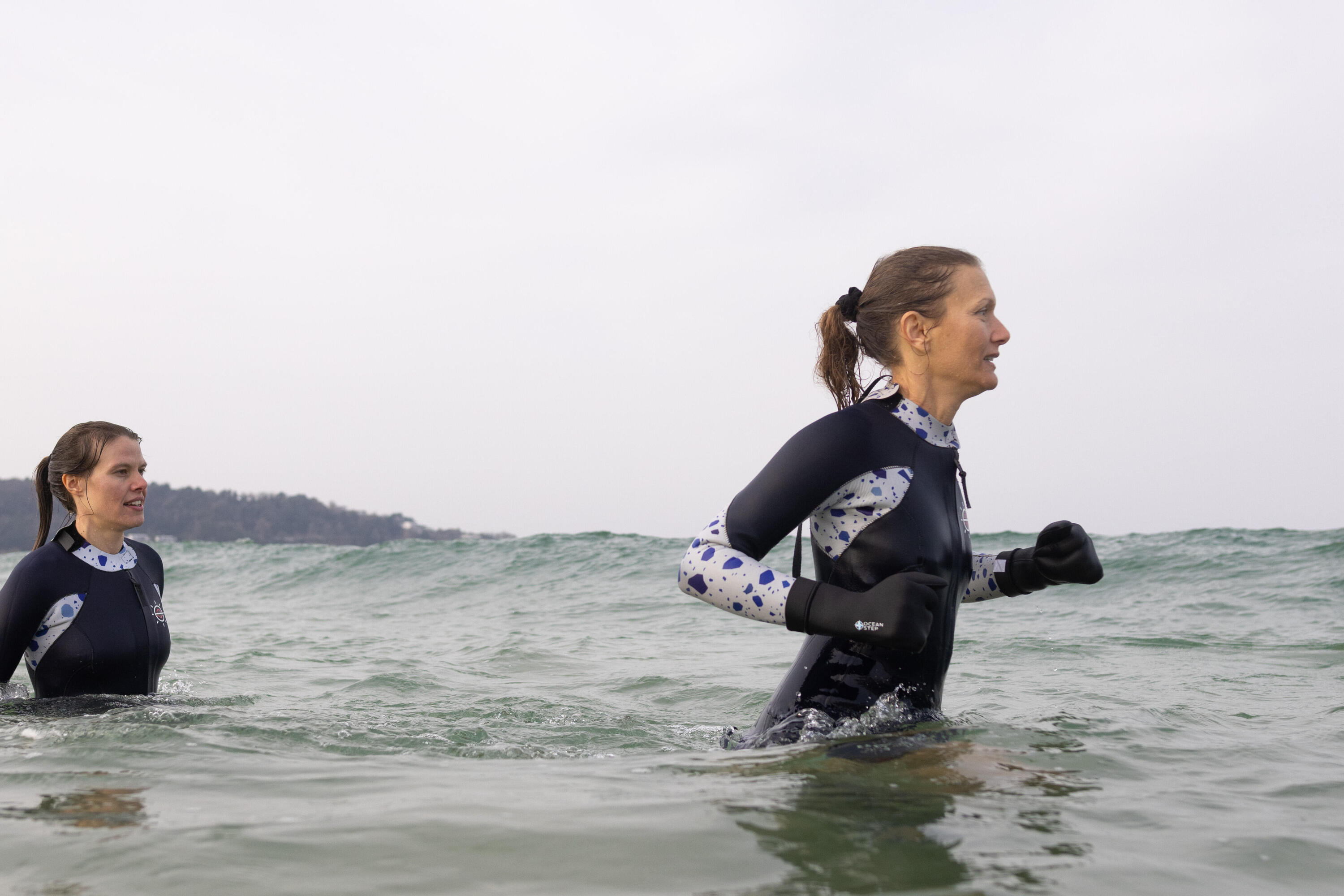 Eisbaden: Wirkung, Anleitung & Risiken des Kältekicks