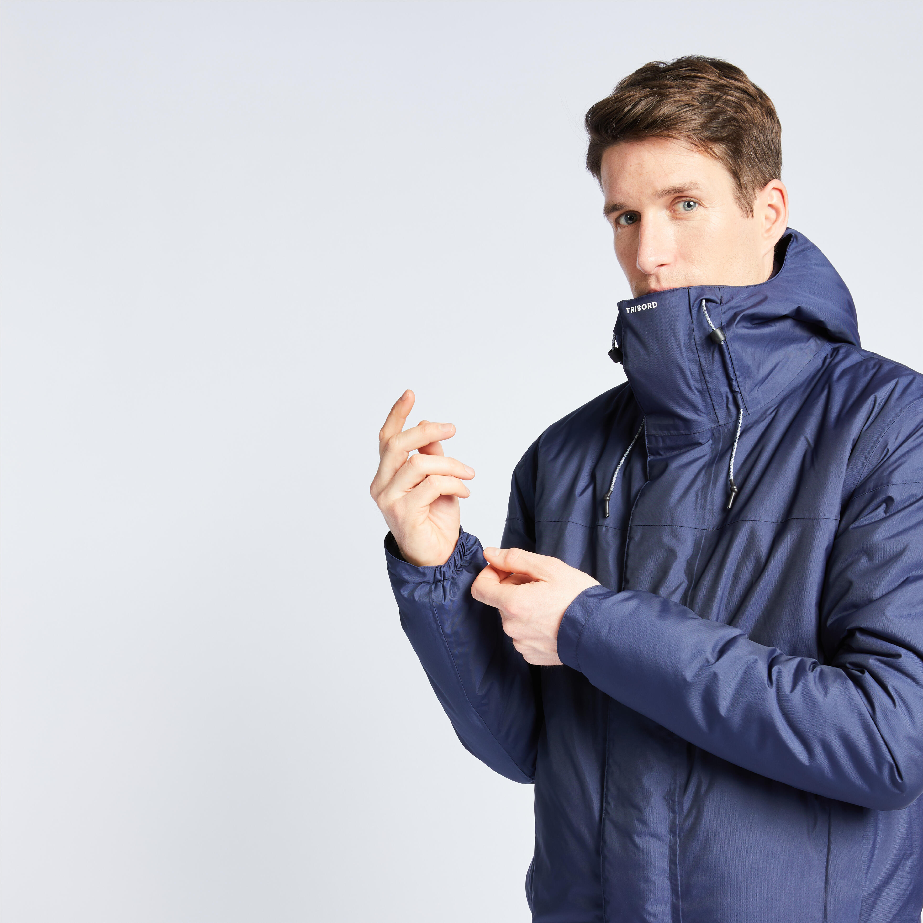 DECATHLON Pánska hrejivá nepremokavá bunda Sailing 100 na jachting tmavomodrá S · záber 6