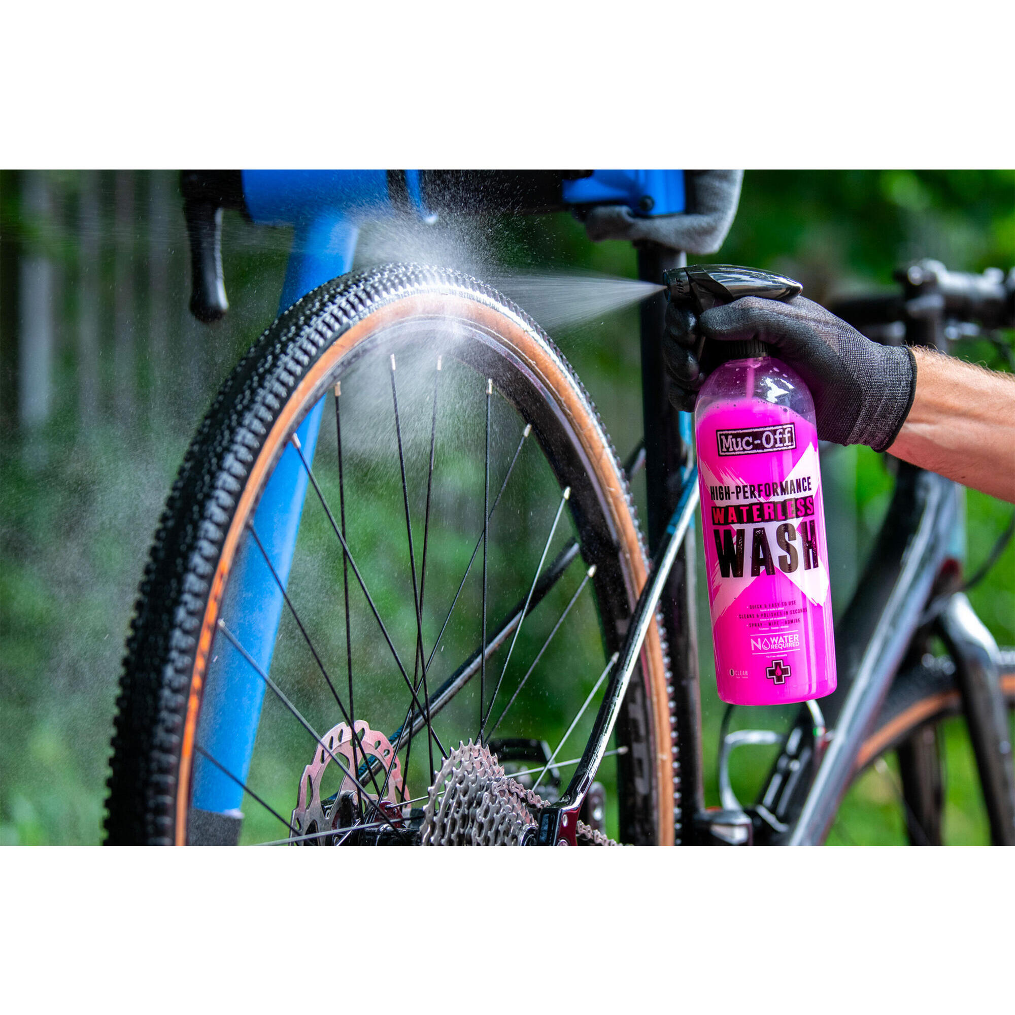 MUC-OFF PULITORE SPRAY PER BICICLETTE SENZA ACQUA - 750ml