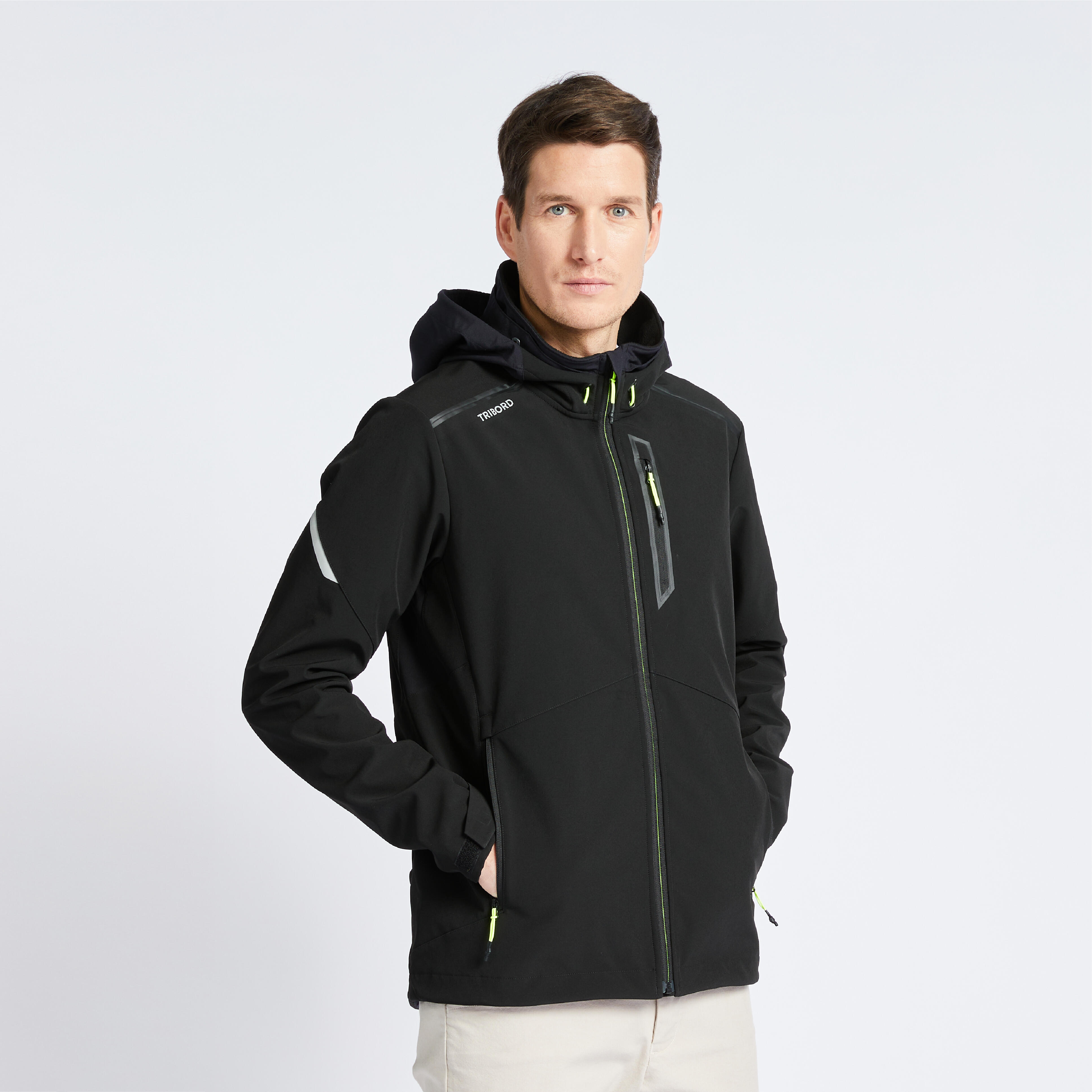 DECATHLON Pánska vetruvzdorná softshellová bunda Sailing 900 XS · záber 3