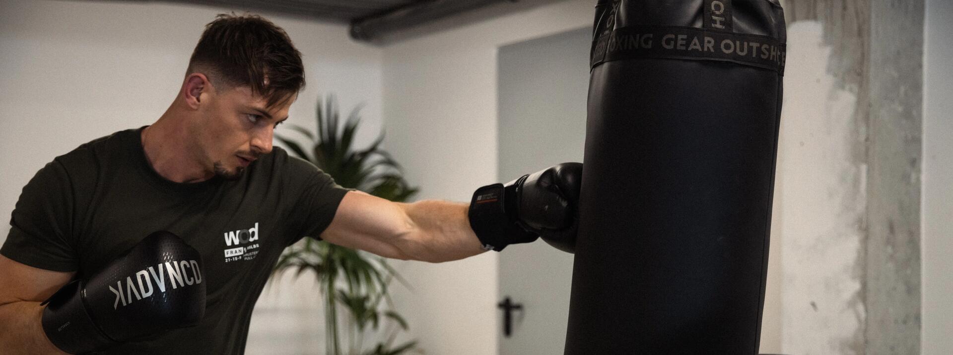Cómo practicar boxeo en casa