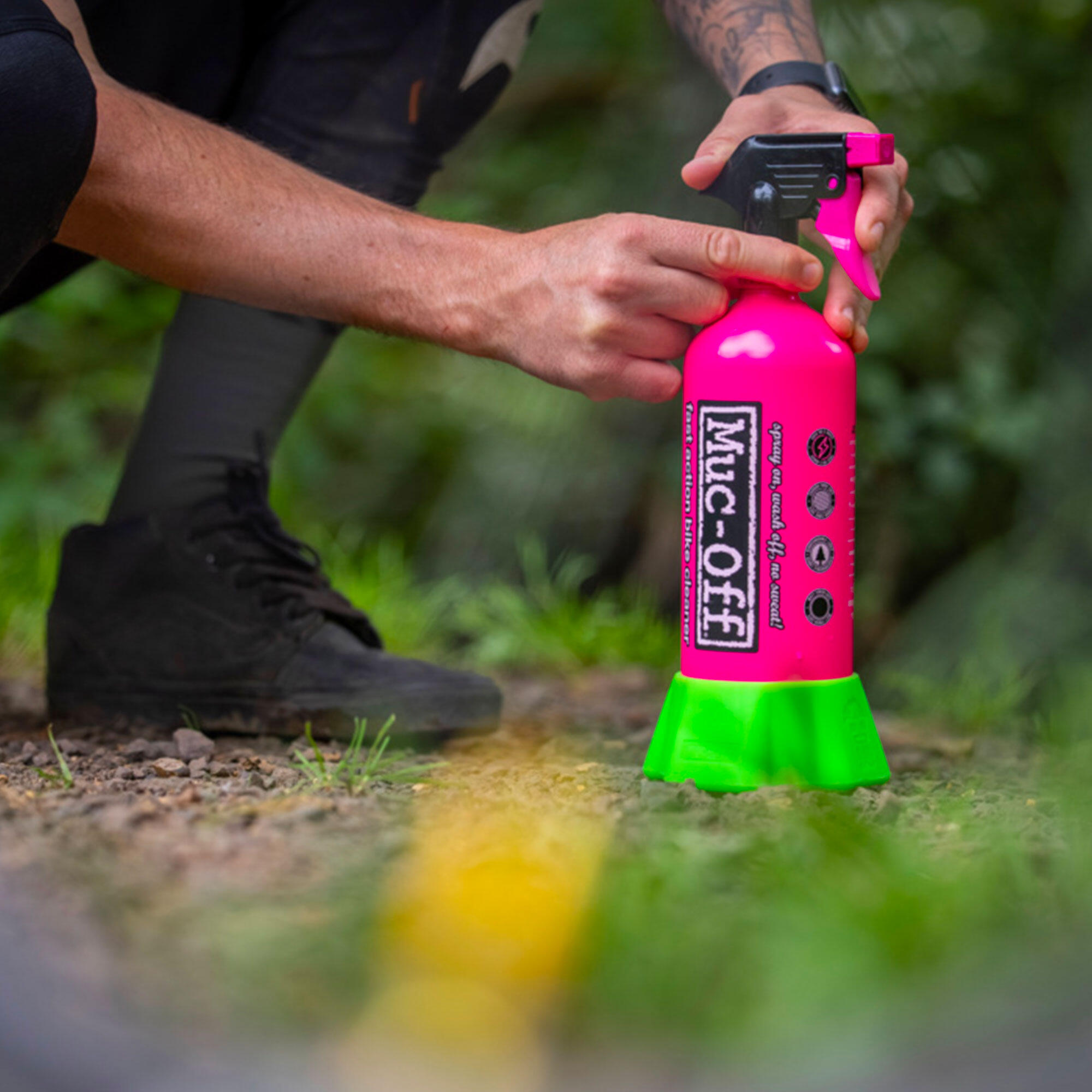 Velo-Reinigungsspray + 4er-Pack Punk Powder (30 g x 4)  – Muc-Off 6/10