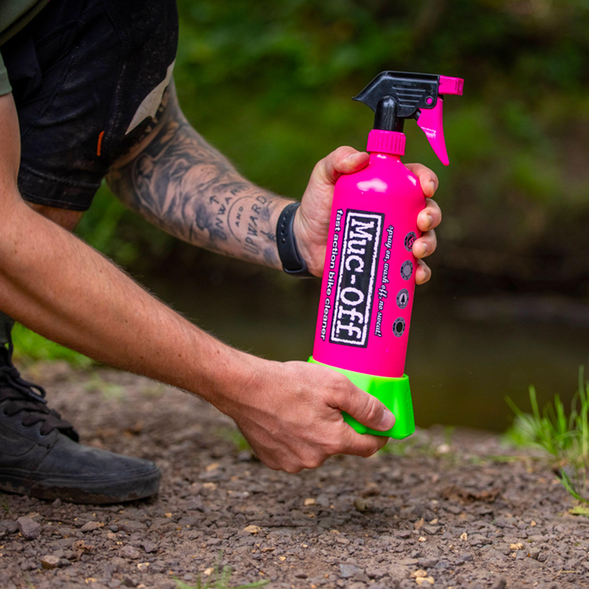 Velo-Reinigungsspray + 4er-Pack Punk Powder (30 g x 4)  – Muc-Off 5/10