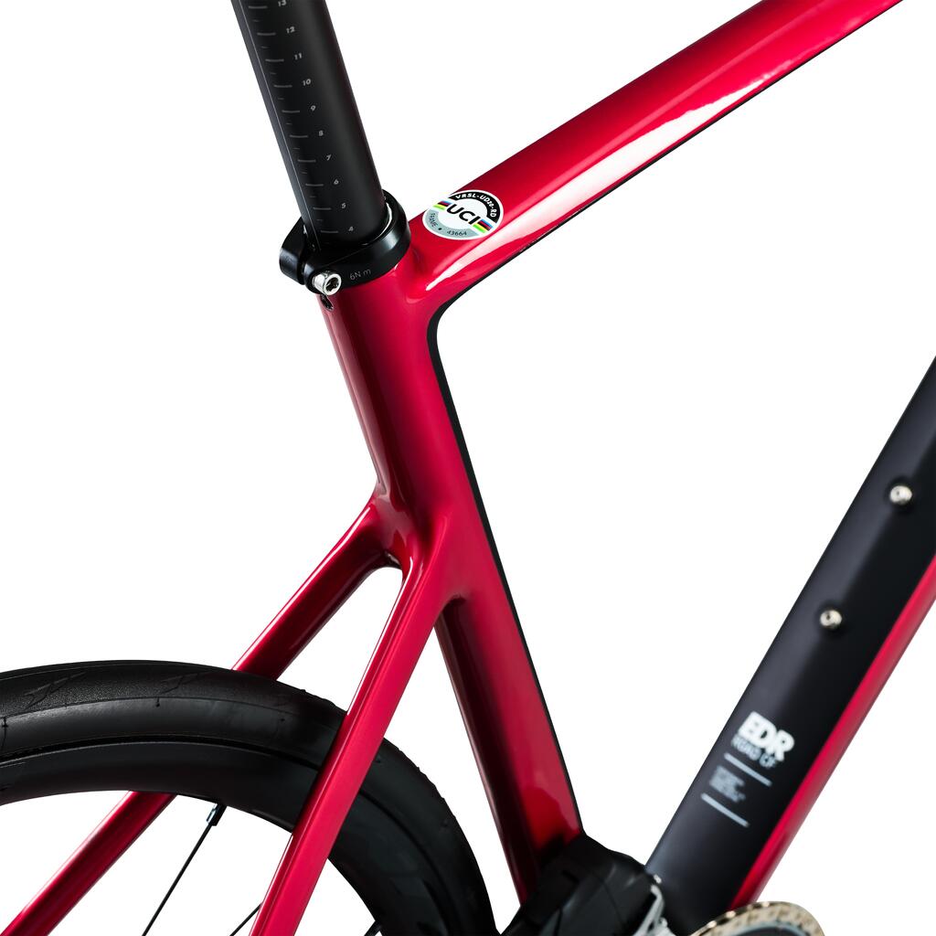 Crveni drumski bicikl EDR CF SRAM RIVAL AXS POWER