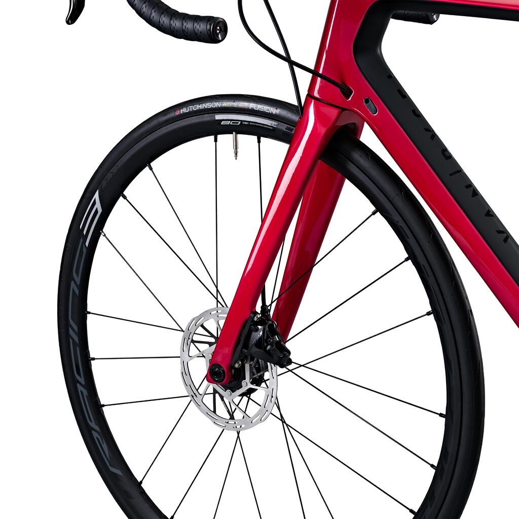 Cestný bicykel EDR CF SRAM Rival so snímačom výkonu AXS červený