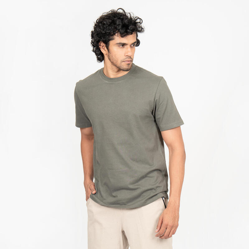 T-shirt uomo fitness 500 ESSENTIALS regular 100% cotone verde militare