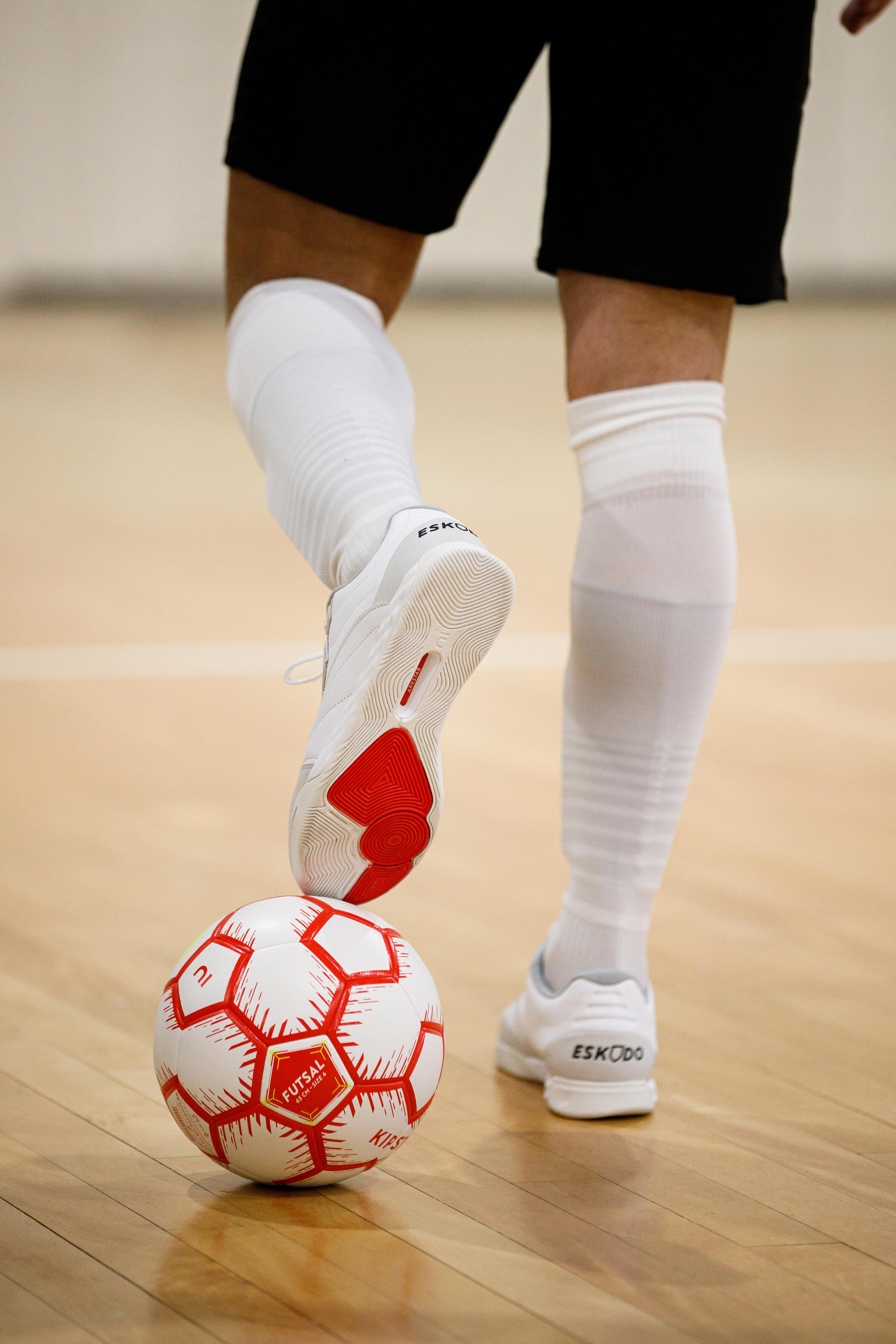 Damen/Herren Fussball Hallenschuhe Leder ‒ Eskudo Pro weiss  15/17