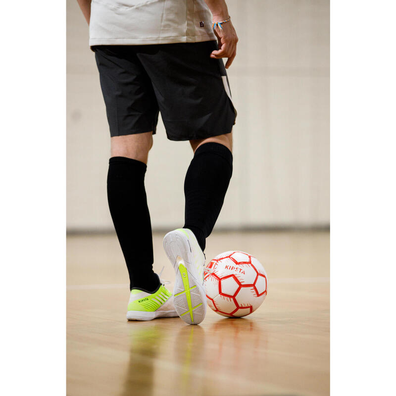 Futsal Topu - 4 Numara - 63 Cm - Kırmızı/Beyaz 100