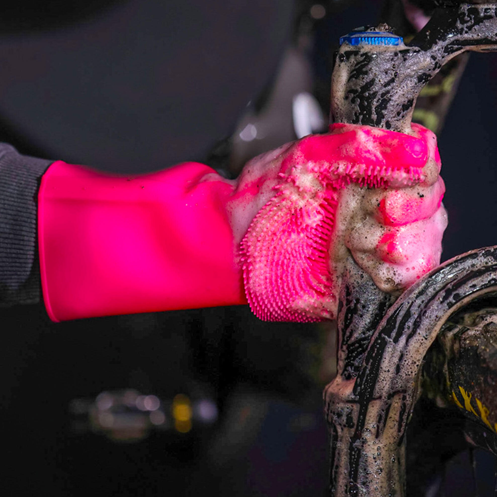 GANTS DE NETTOYAGE VÉLO EN SILICONE - MUC-OFF 3/6