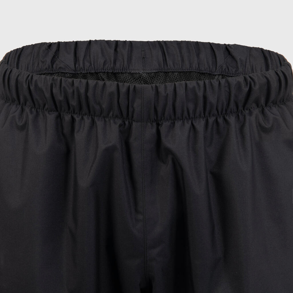 Crne vodootporne pantalone za ragbi R500