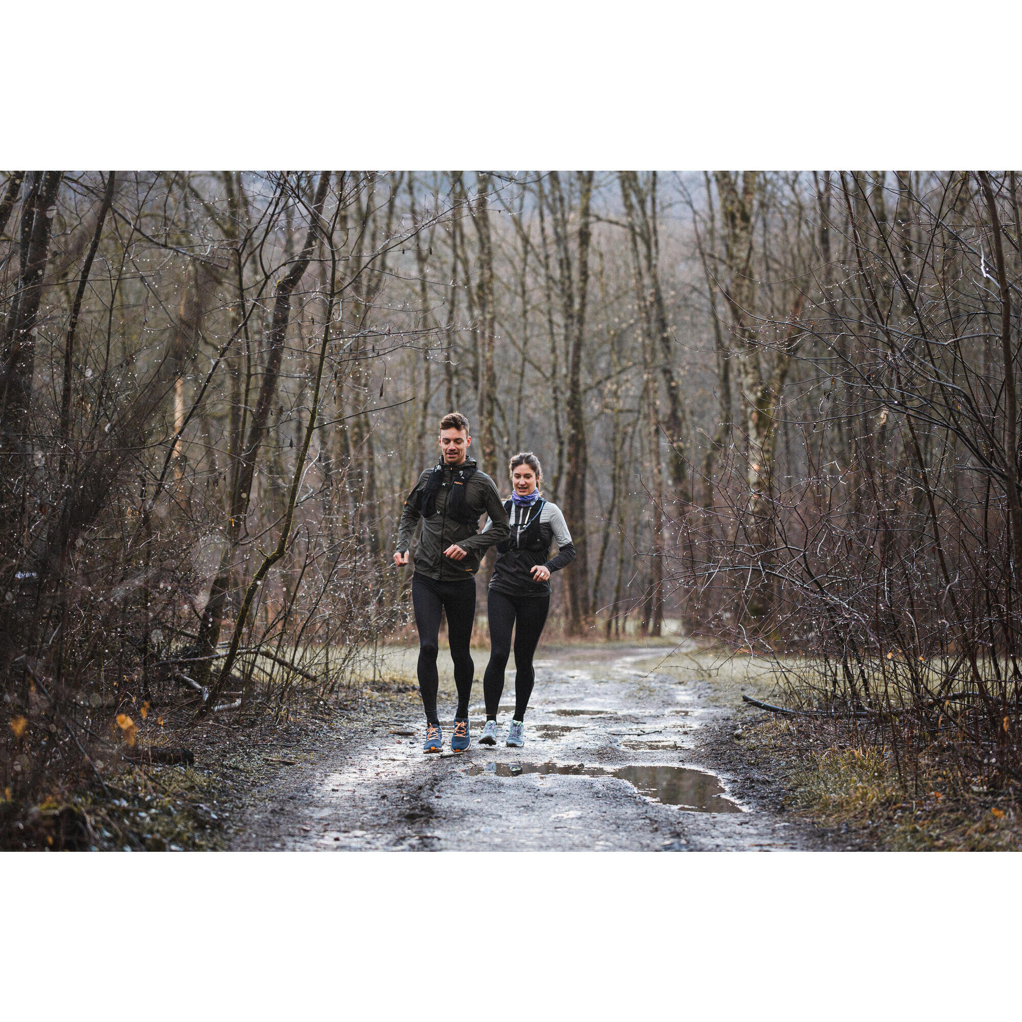 5L TRAIL RUNNING BAG BLACK - SOLD WITH 1L WATER POUCH