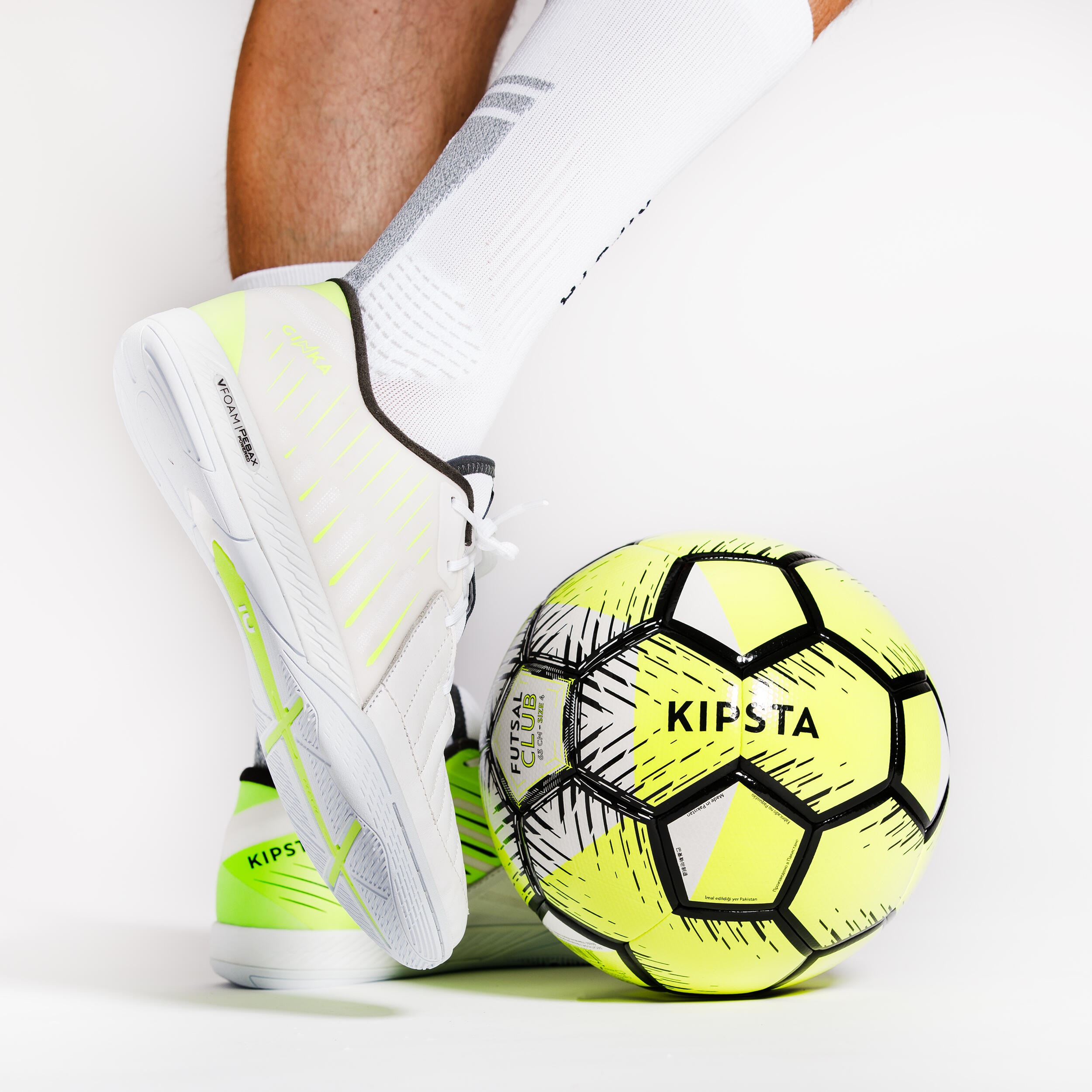 シューズ KIPSTA GINKA PRO FUTSAL 24.5 The new Ginka Pro, for the masters of the dribble 🤌 Ginka pro is