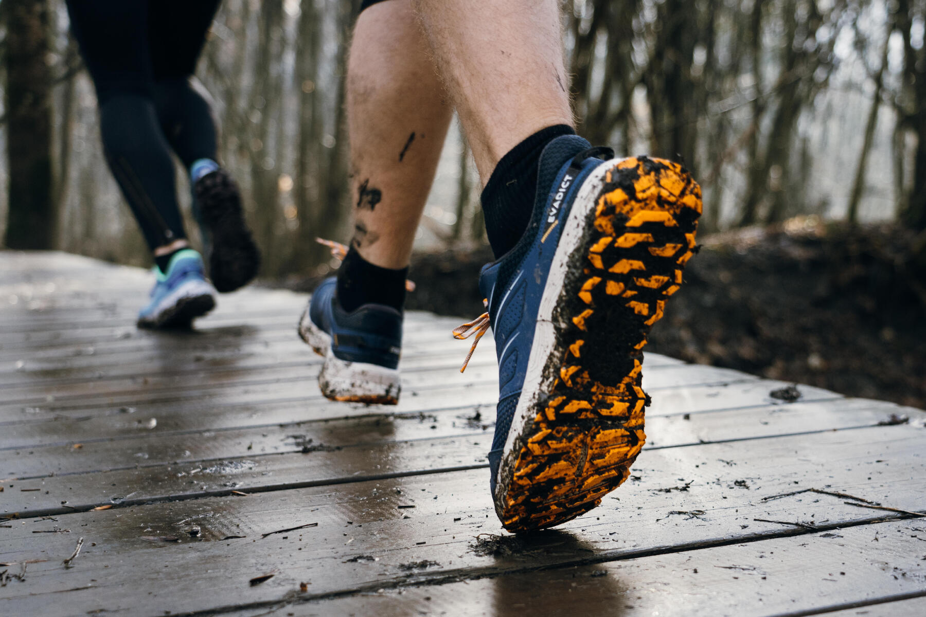 Zapatillas sucias después de trail running