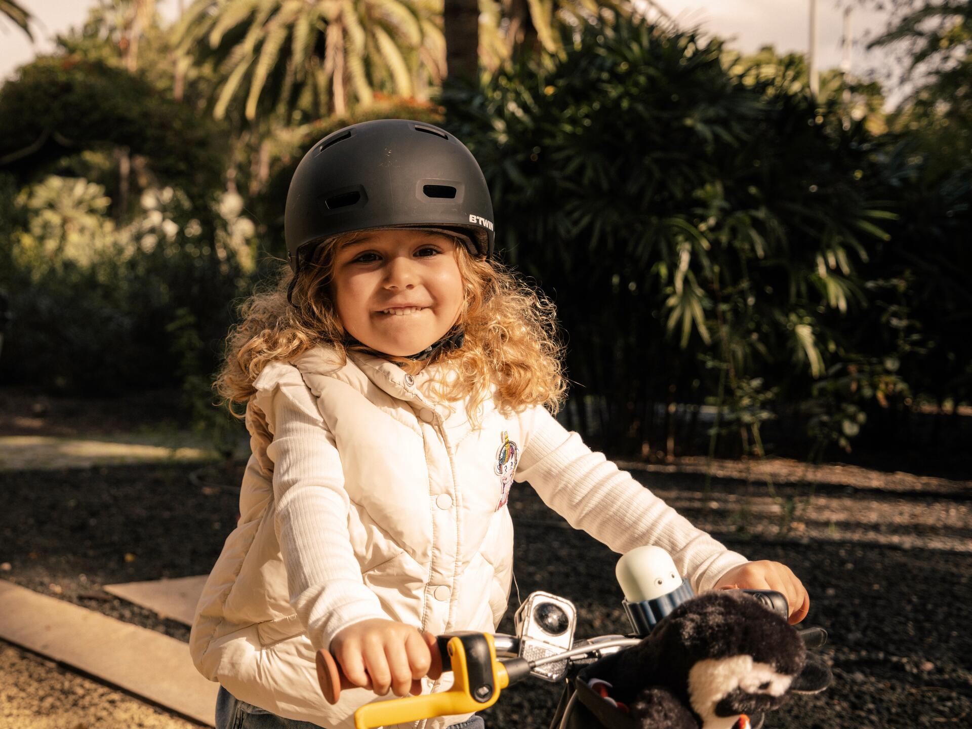 Das richtige Einstellen eins Kinderfahrradhelms