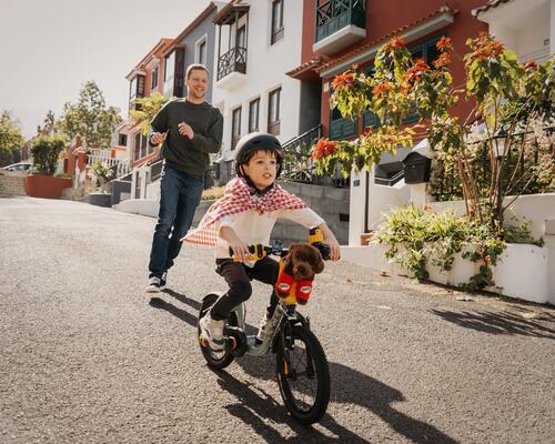 Comment apprendre à faire du vélo à son enfant en 5 conseils