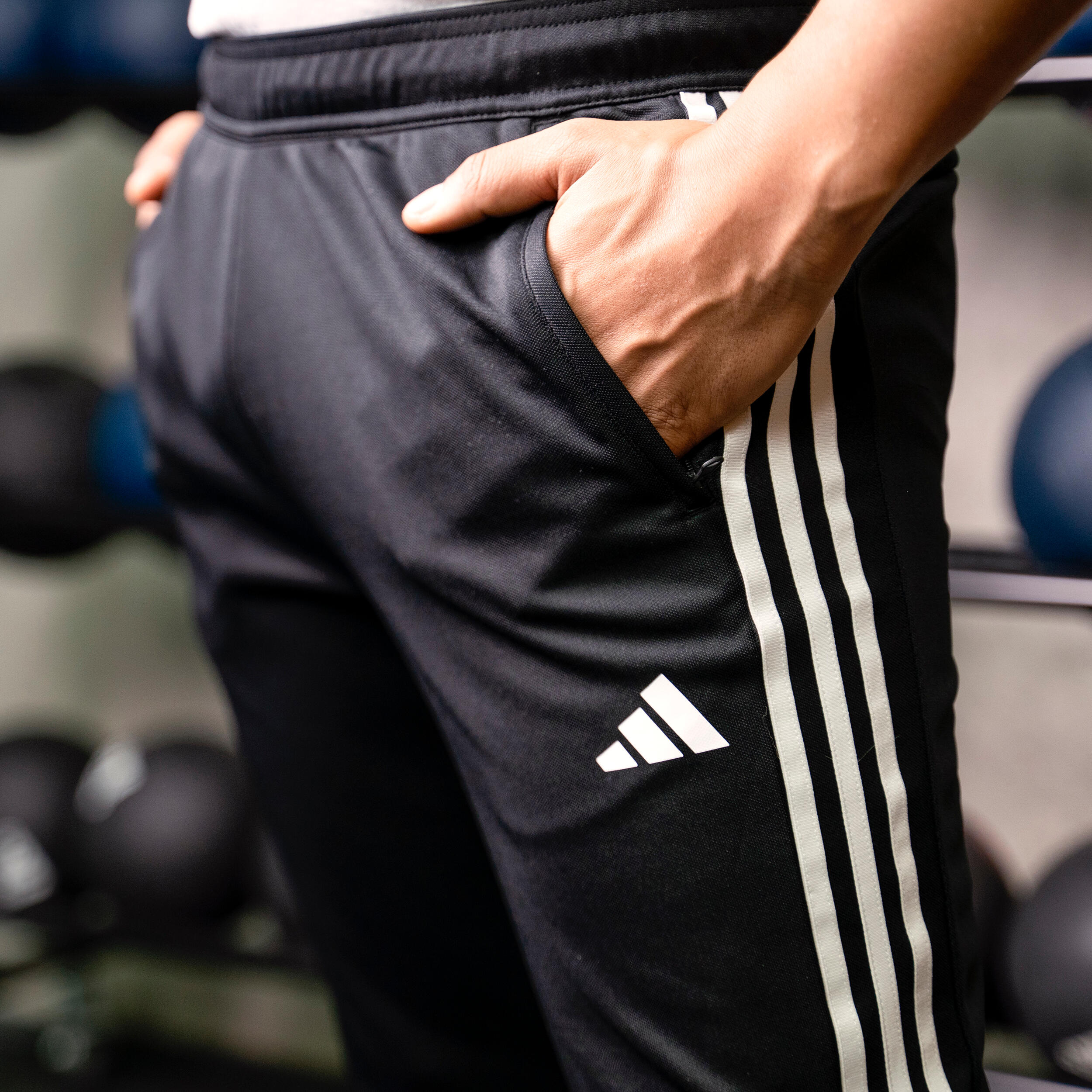 PANTALON JOGGING DE FITNESS CARDIO ADIDAS HOMME NOIR 8/9