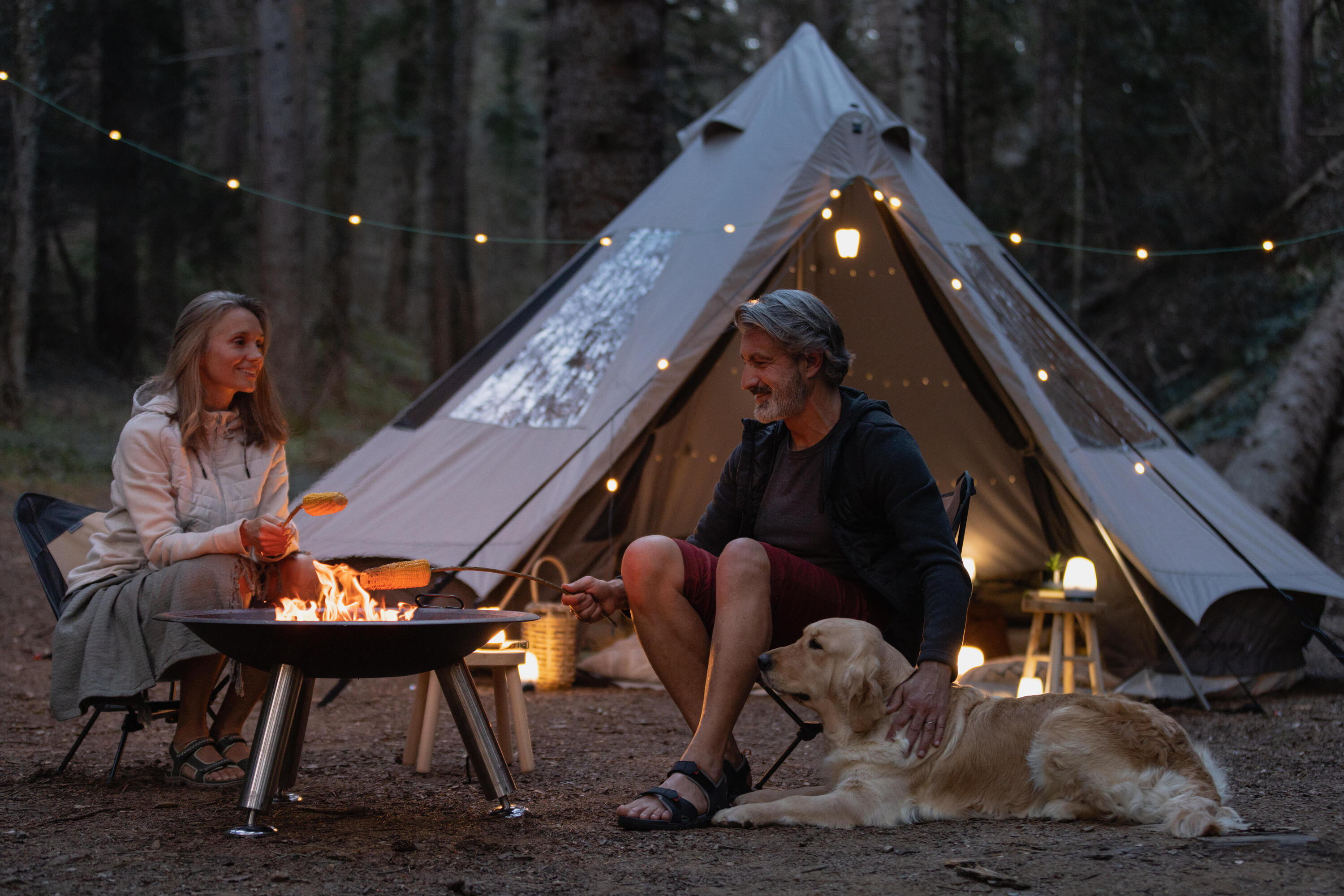 Namiot kempingowy Quechua Tepee 5.2 polibawełna - dla 5 osób - 2 sypialnie 31/36