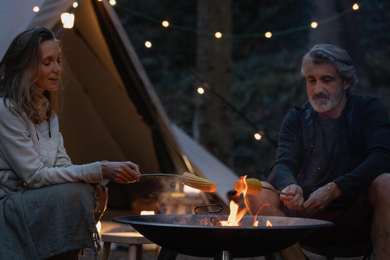 Glamping - co to jest, jak wygląda w nim nocleg?