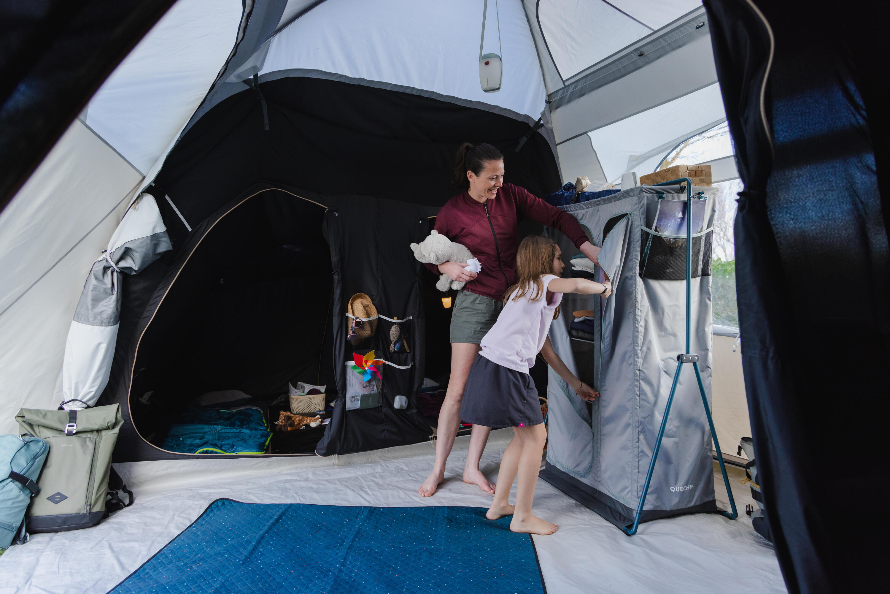 Tente de camping gonflable 8 places 4 chambres, Fresh & Black, Air Seconds 8.4 28/34
