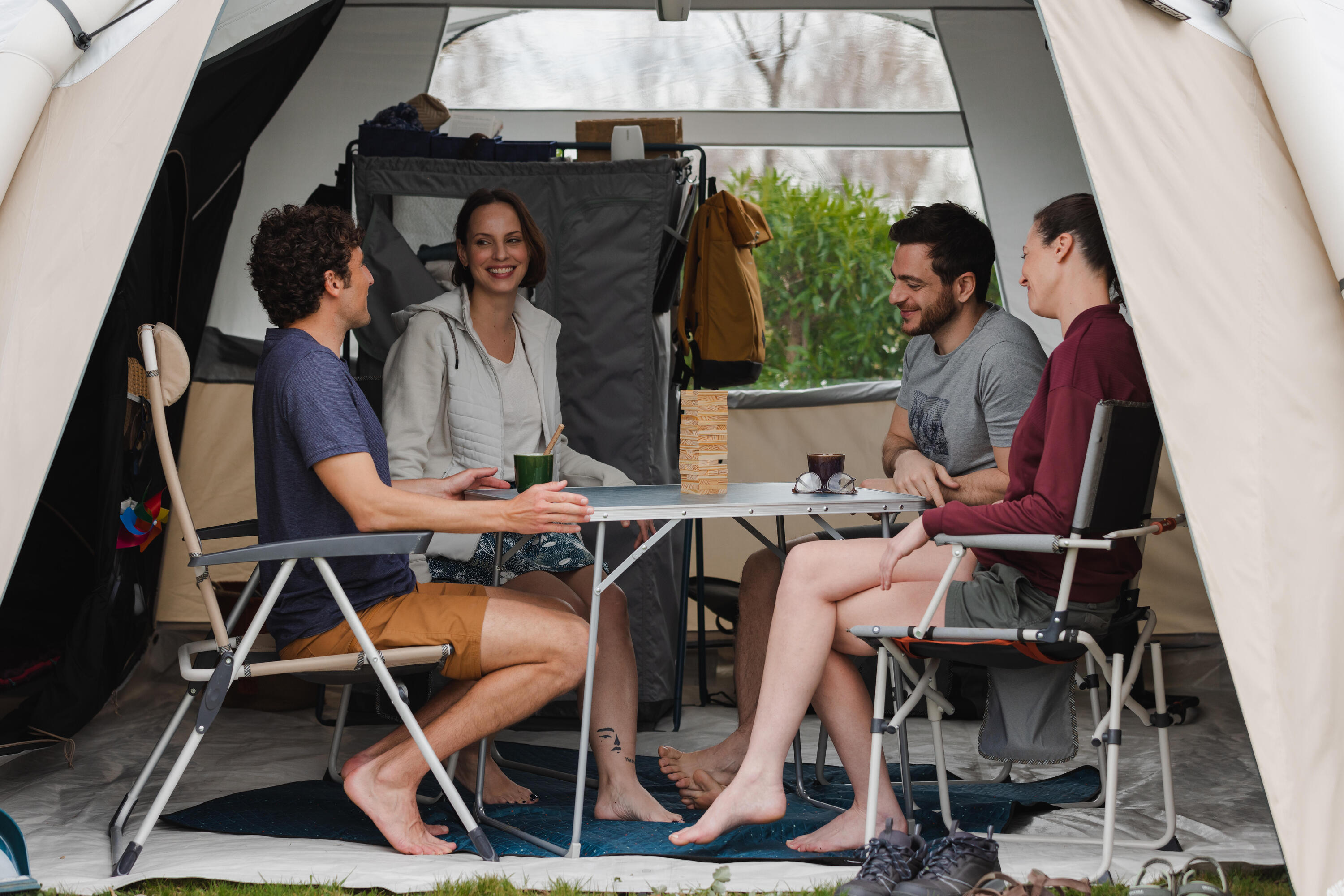 8-person, 4-bedroom inflatable camping tent, Air Seconds 8.4, Fresh & Black 14/18