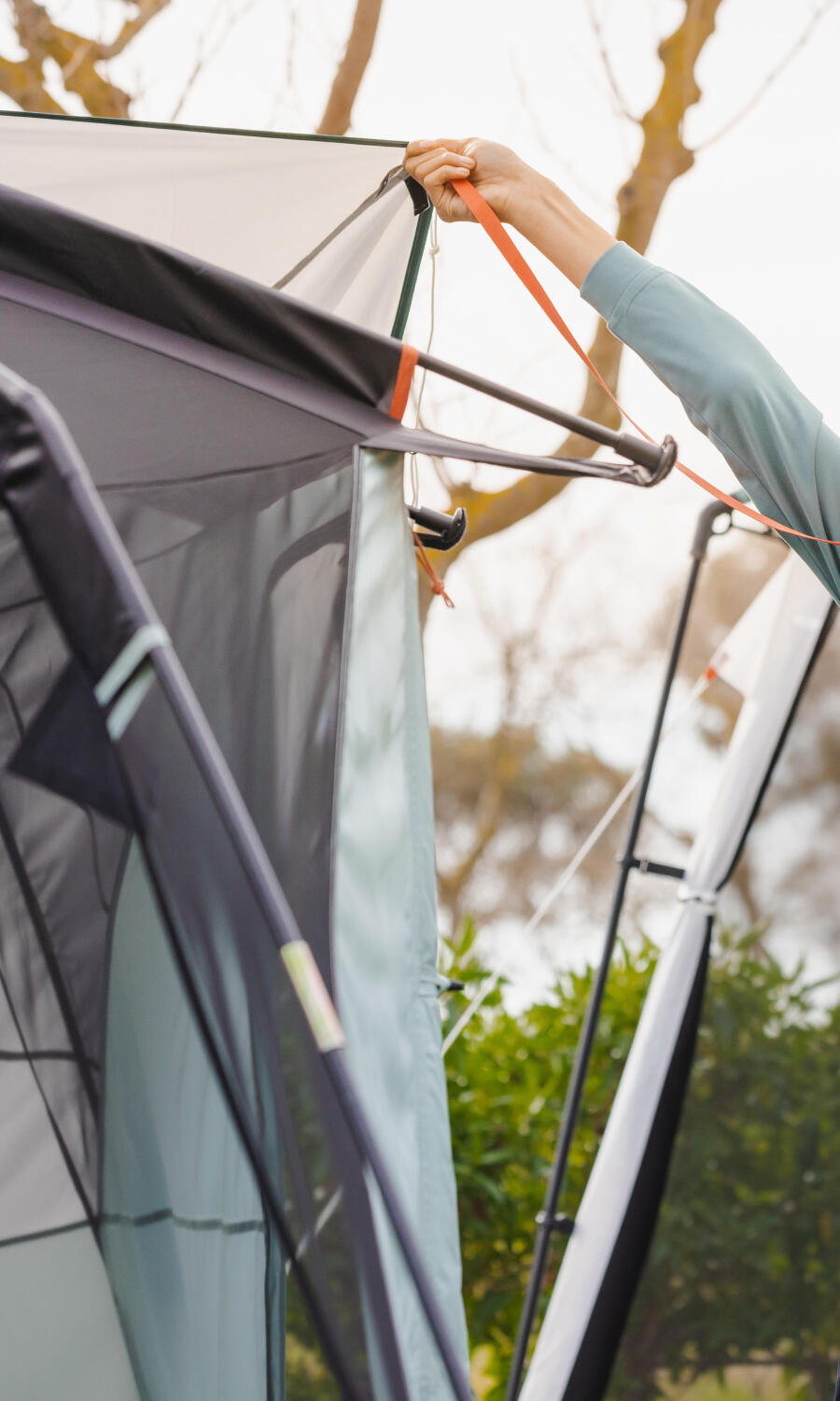 entretenir une tente de camping à arceaux