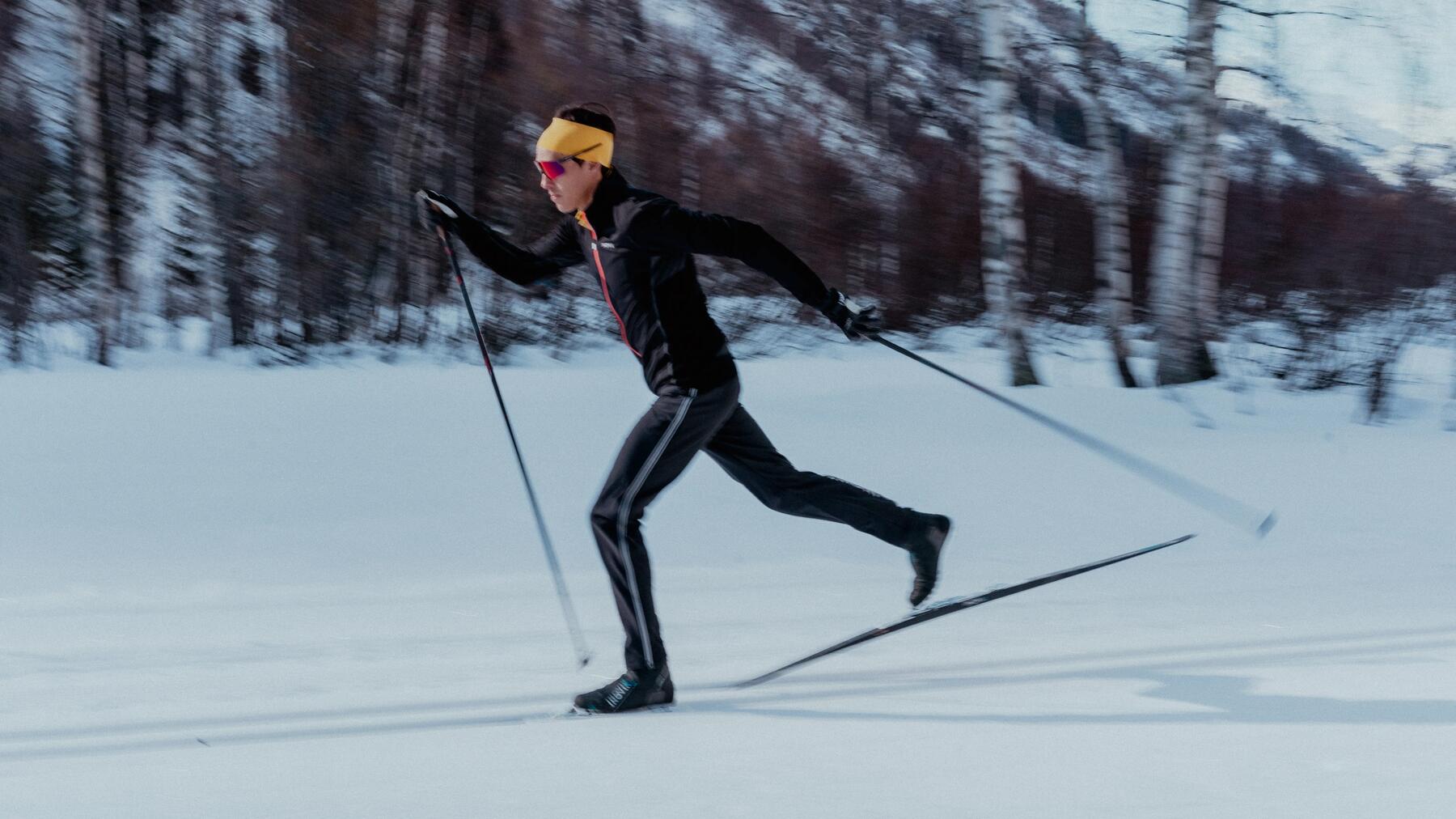 homme et femme en ski de fond