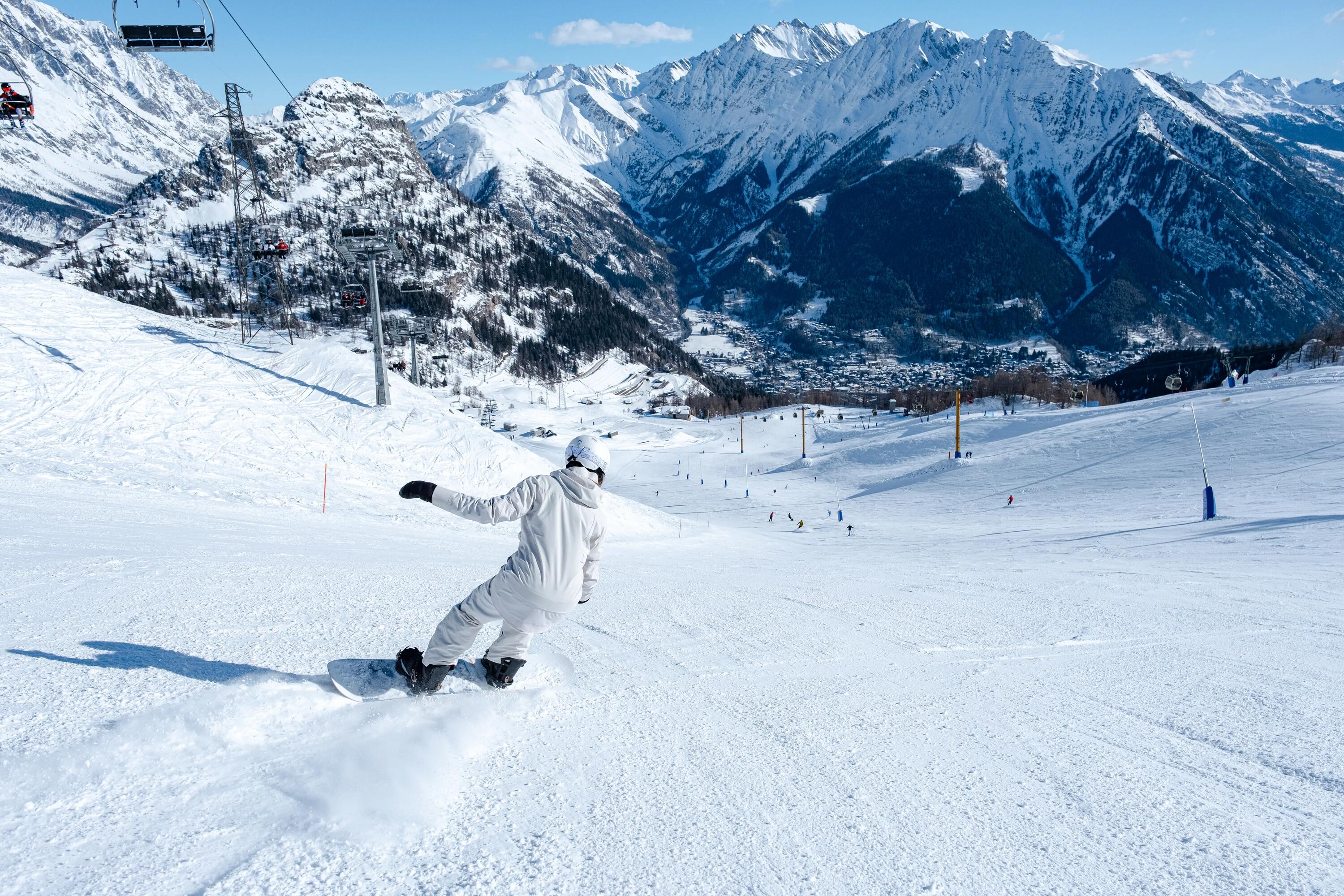 Jak skręcać na snowboardzie? Poradnik dla początkujących