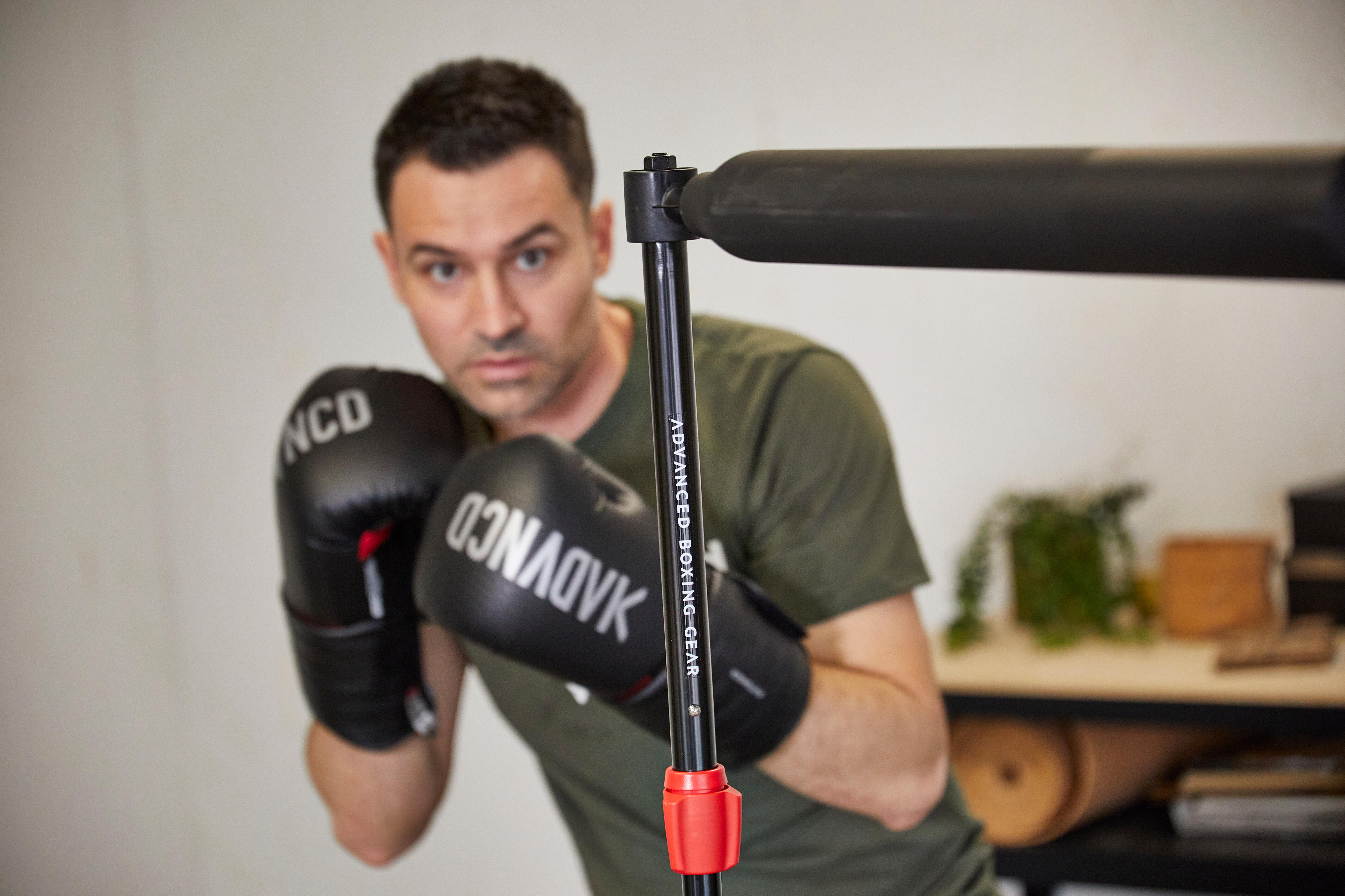 Adjustable Speed Bag with Reflex Stand - OUTSHOCK
