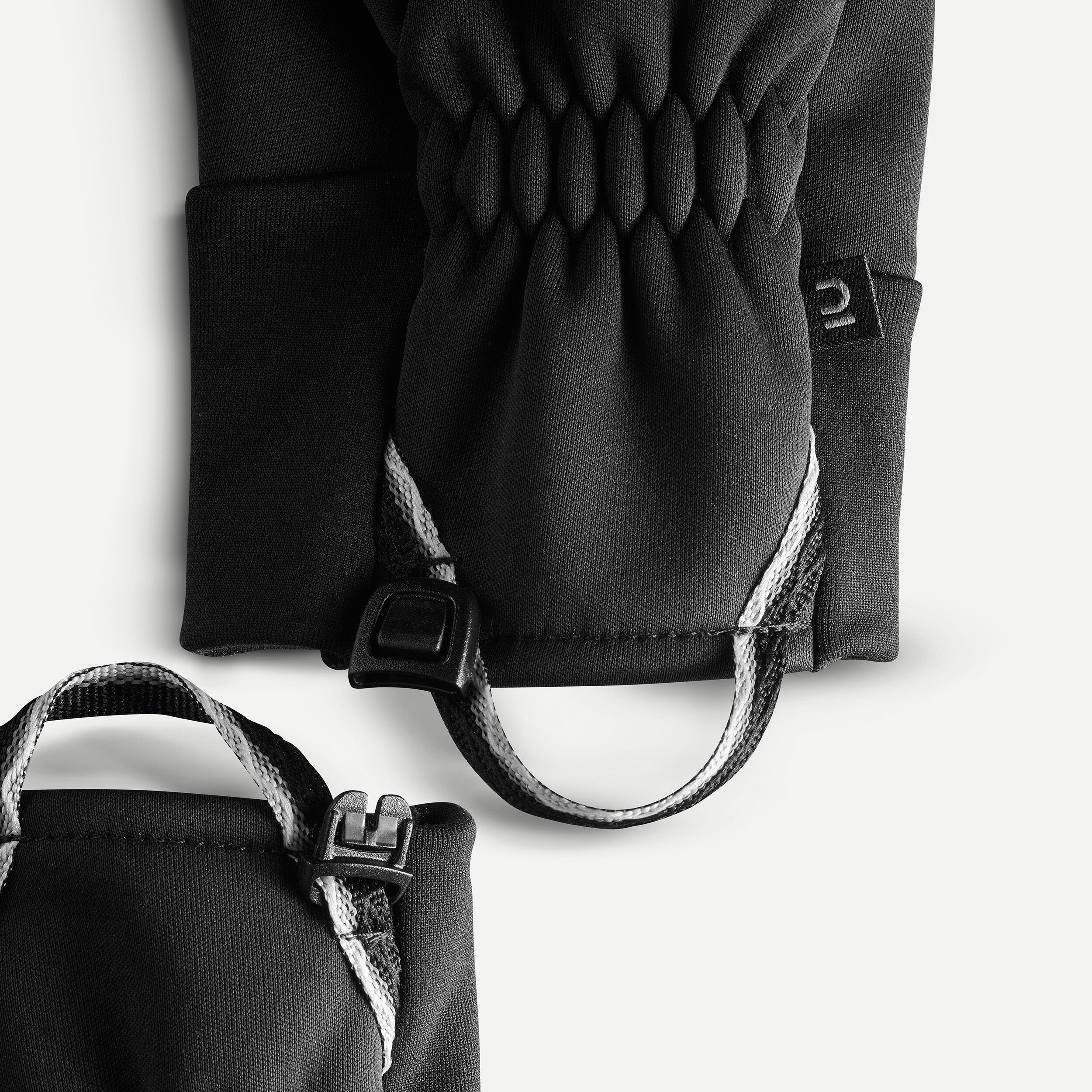 Hiking Windproof Mittens MT 900 Black black, Carbon grey Forclaz