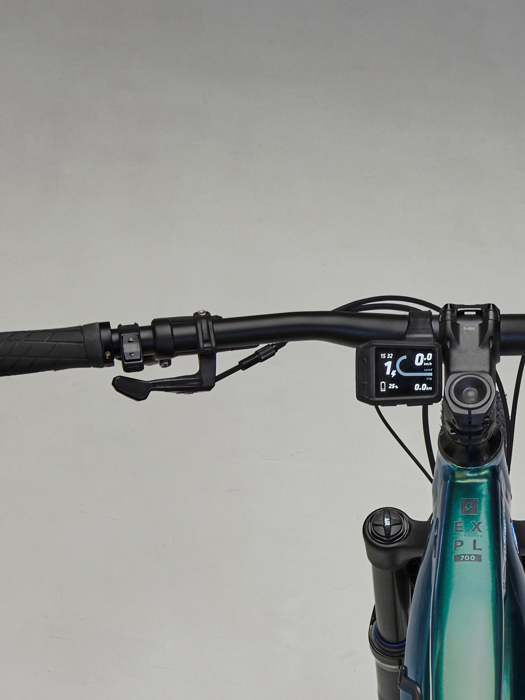 ELEKTROMOS KERÉKPÁR ROCKRIDER E-ST 900 NARANCSSÁRGA