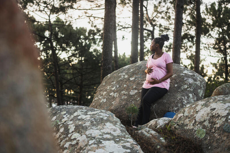 Nordic walking w ciąży – czy to dobry pomysł dla kobiet w ciąży?