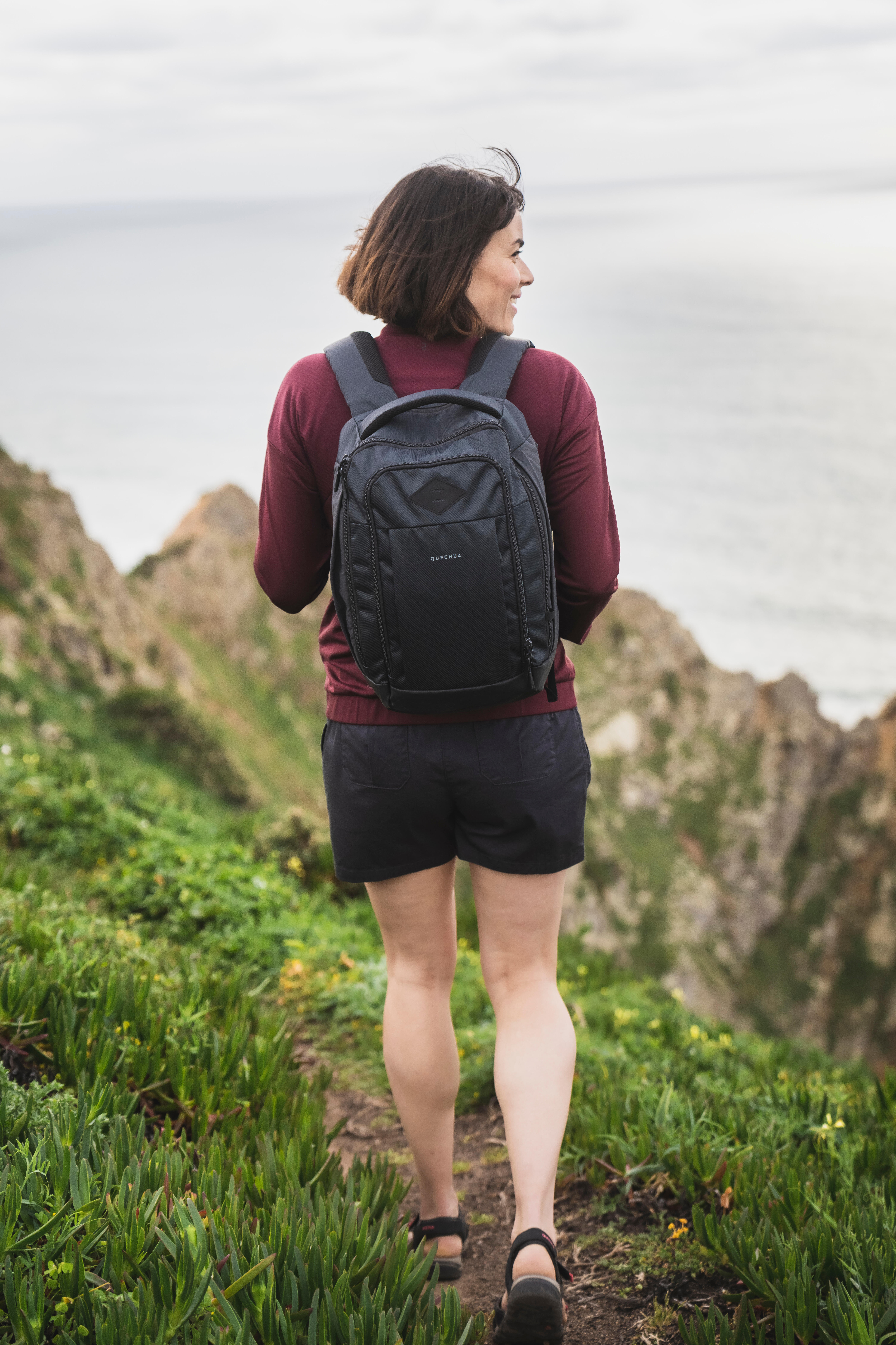 16 L Hiking Backpack - NH Escape 500 Black - QUECHUA
