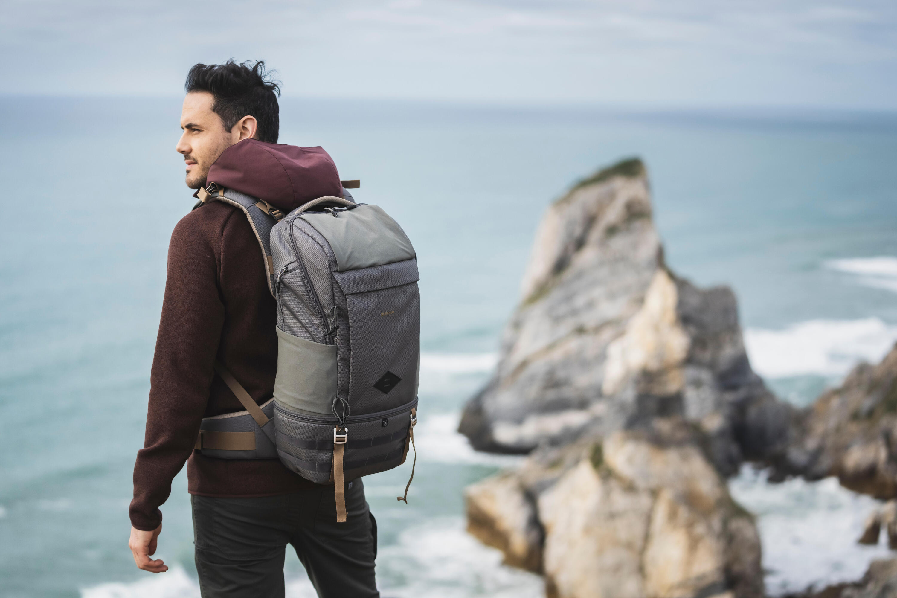 Isothermer Komfort-Wanderrucksack 25L, Arpenaz 900 Ice Grau 21/24