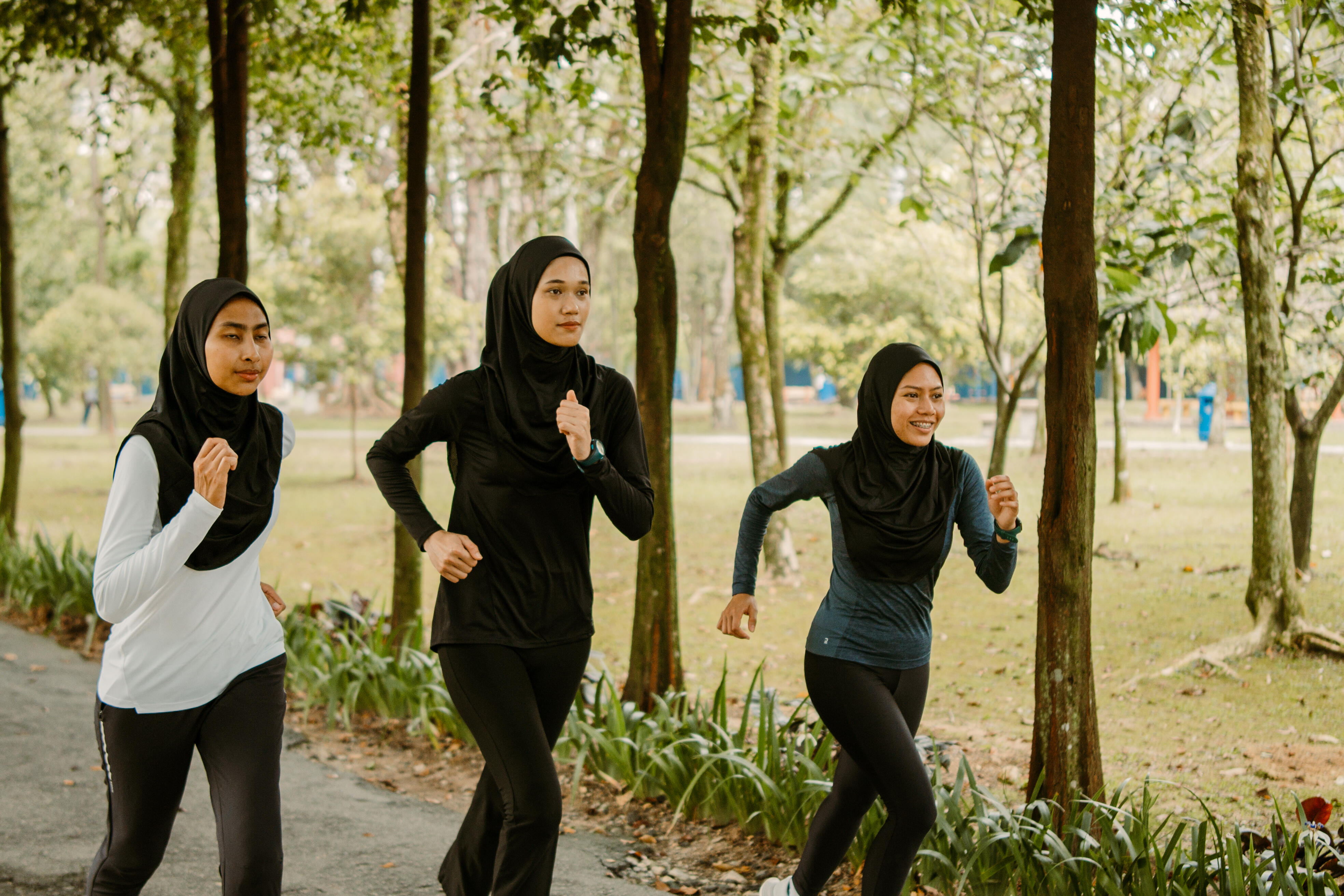 hijabi running