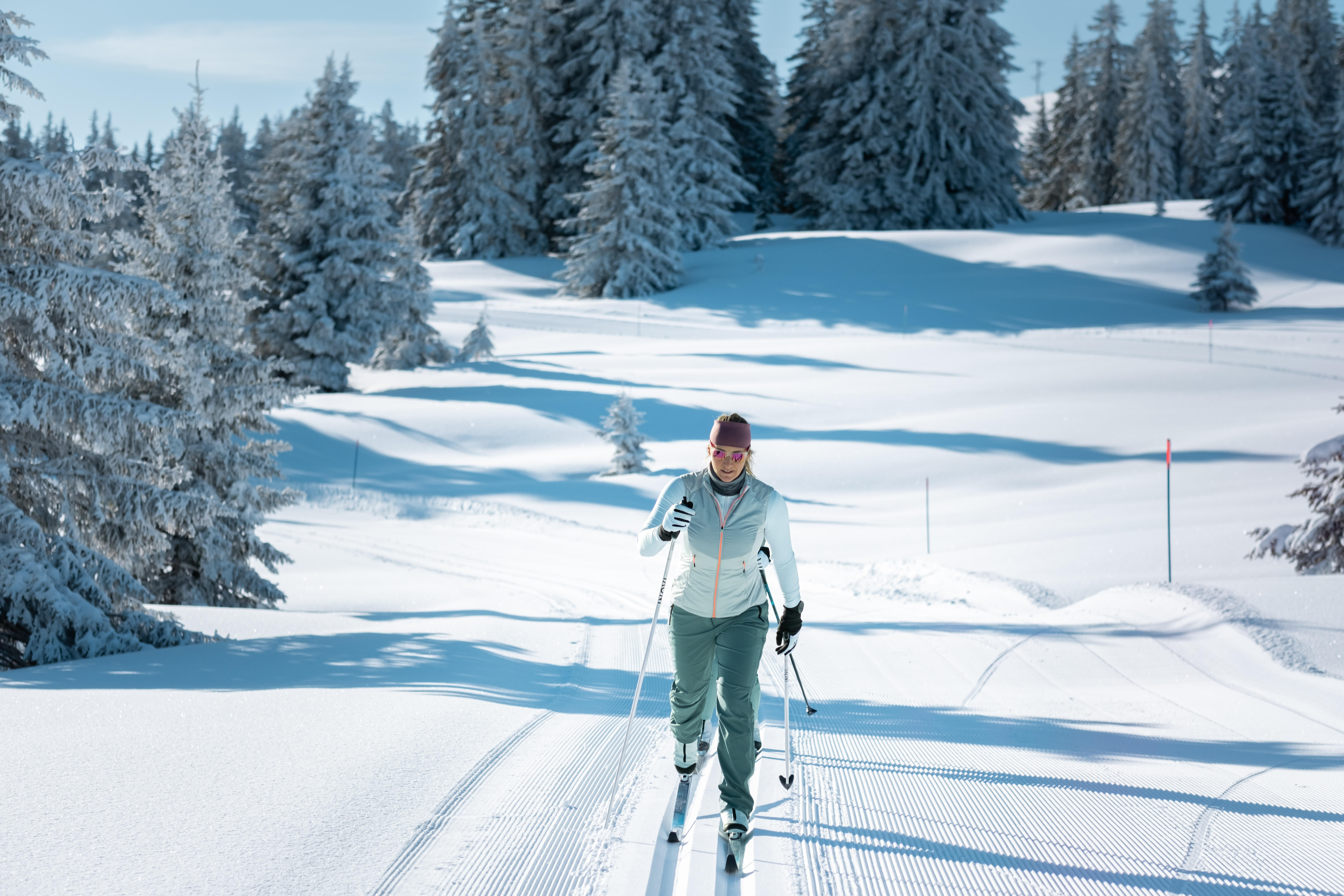 Classic CrossCountry Skis with Skins 150 Inovik Decathlon