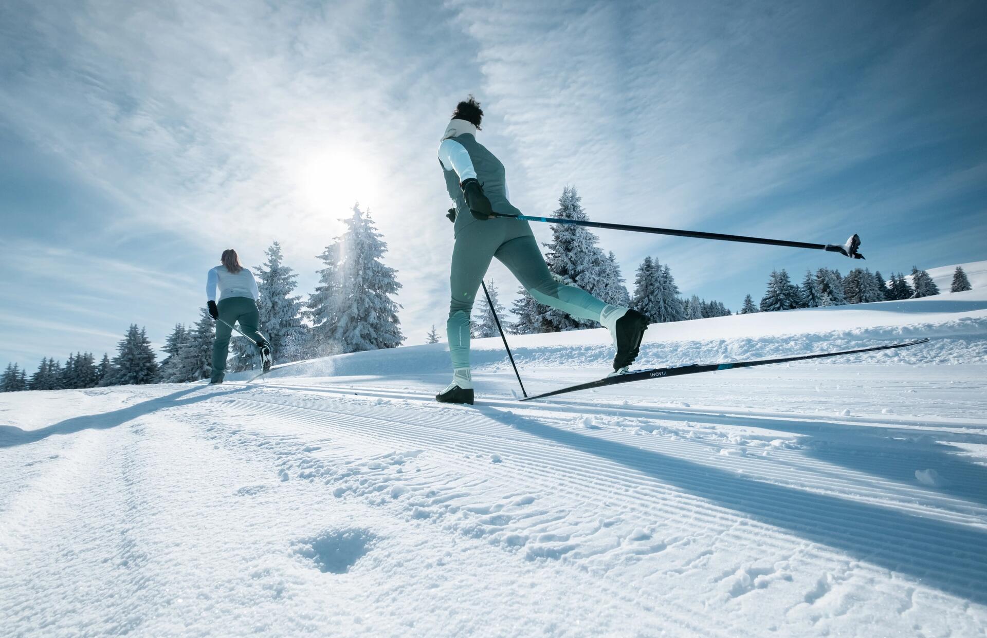 Semelle ski de fond classique a écailles