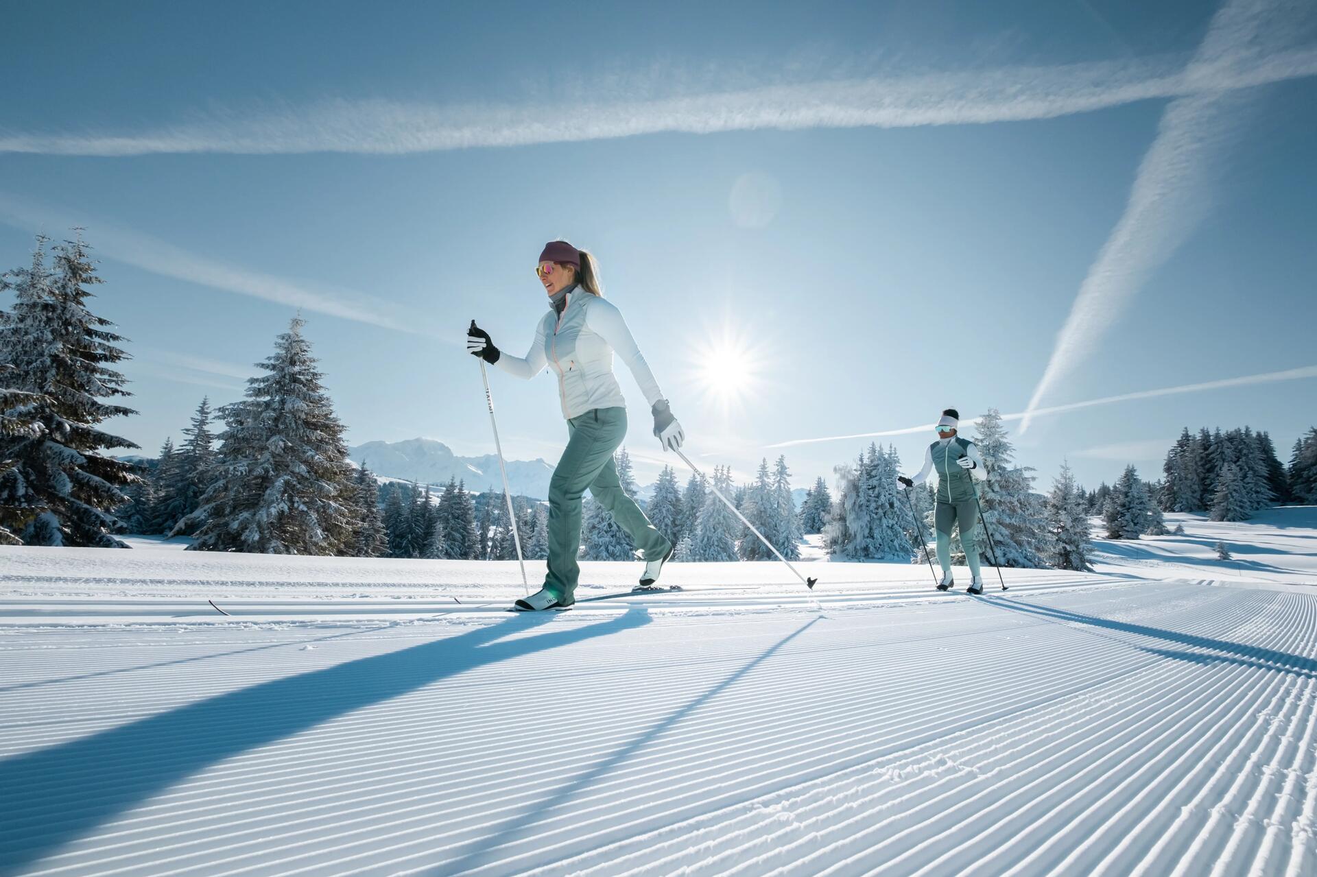 two women skiing