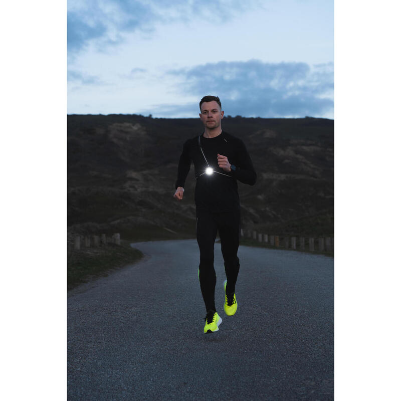 Lanternă pectorală Alergare pe asfalt Run light 250 fw19 Negru
